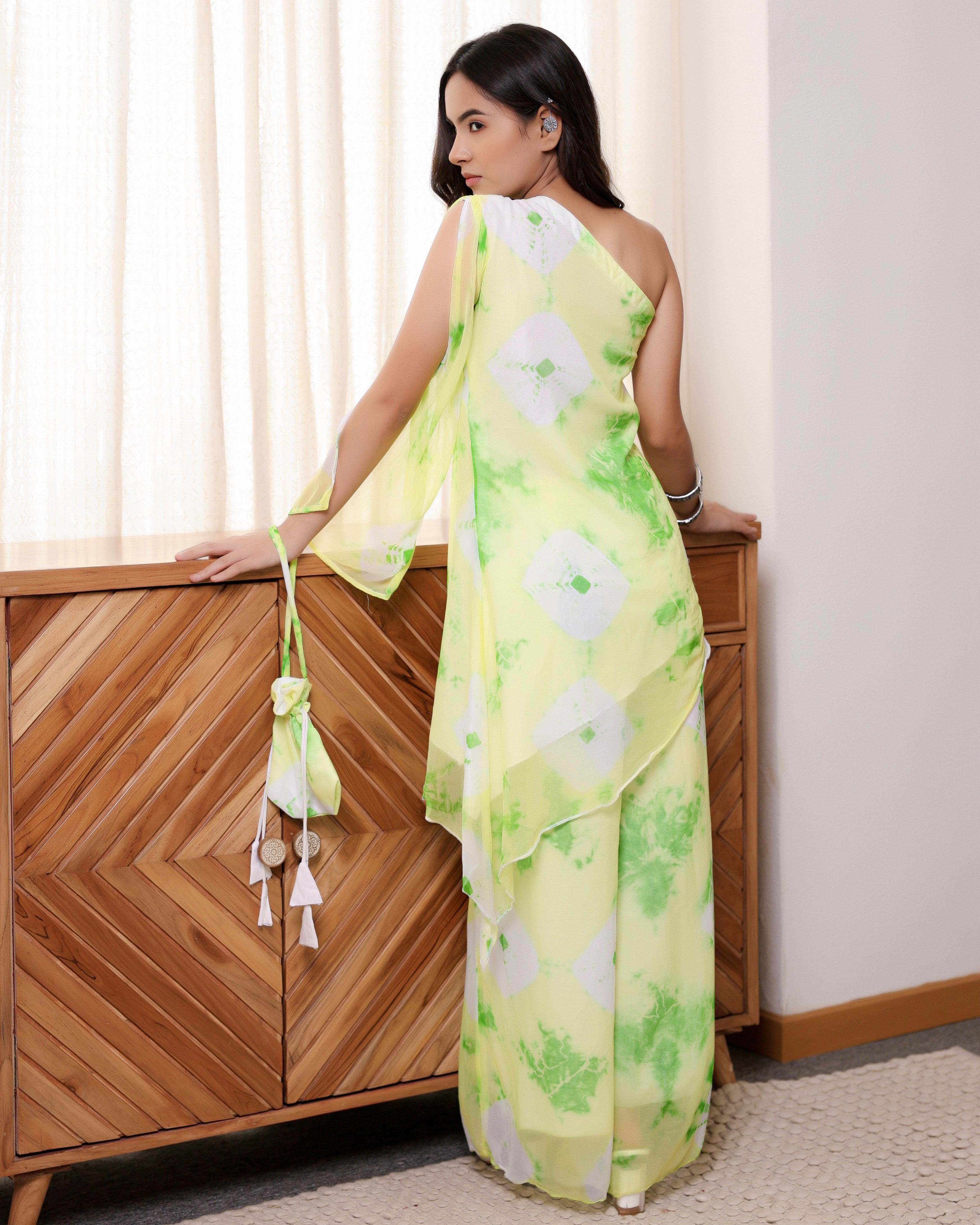 Vannes Green One Shoulder Kurta Set