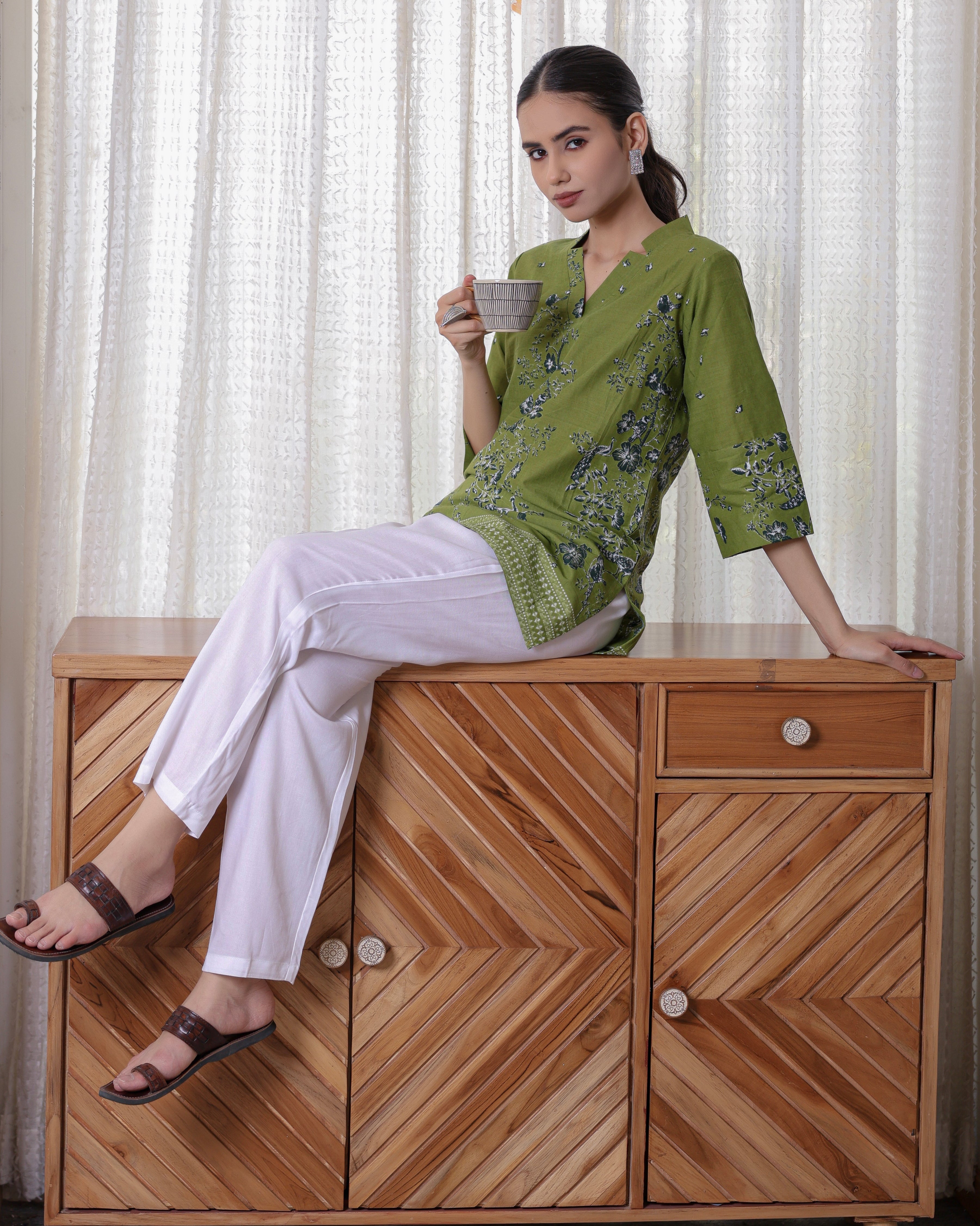 Green Short Kurta Set