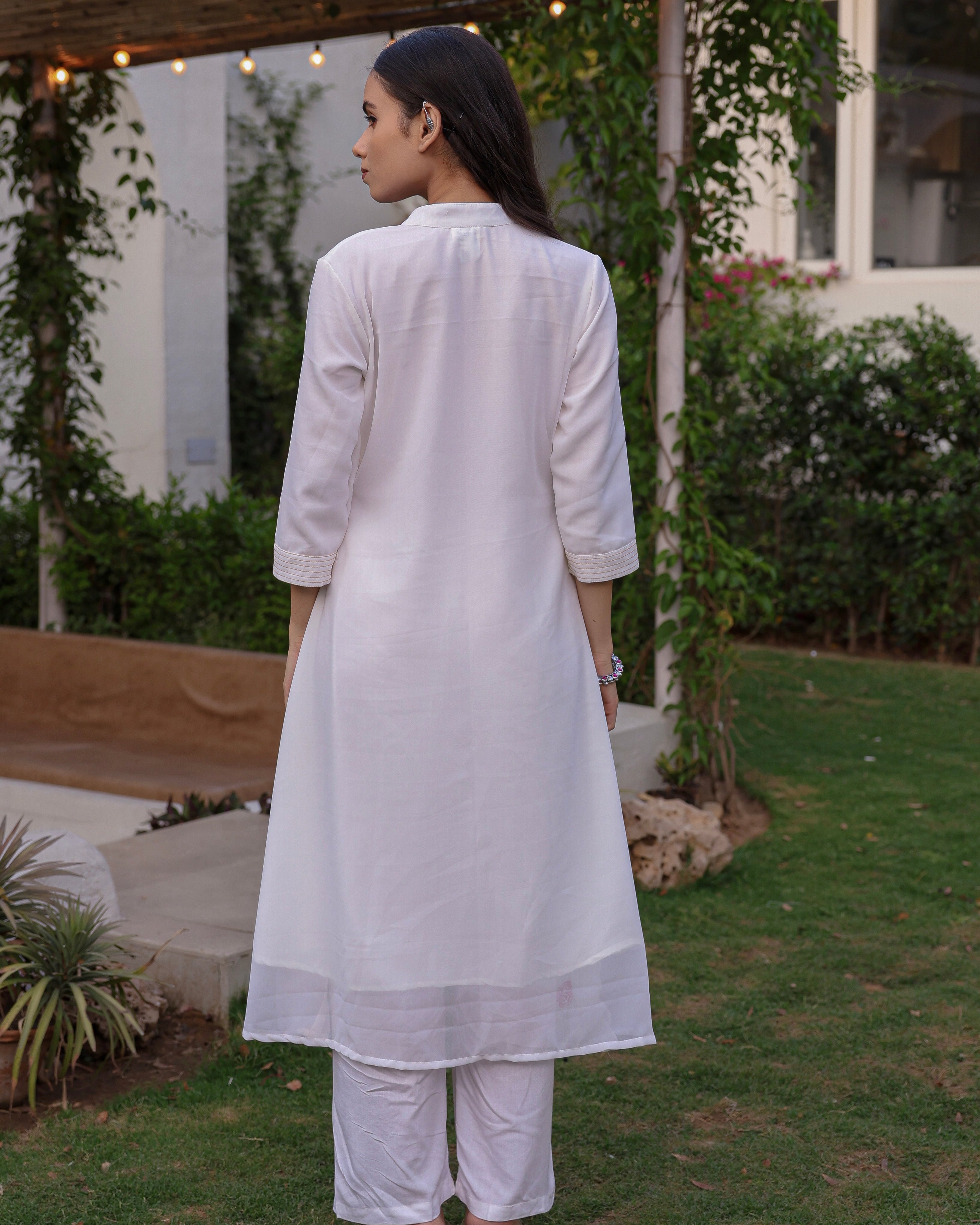Jazzy White Kurta Set