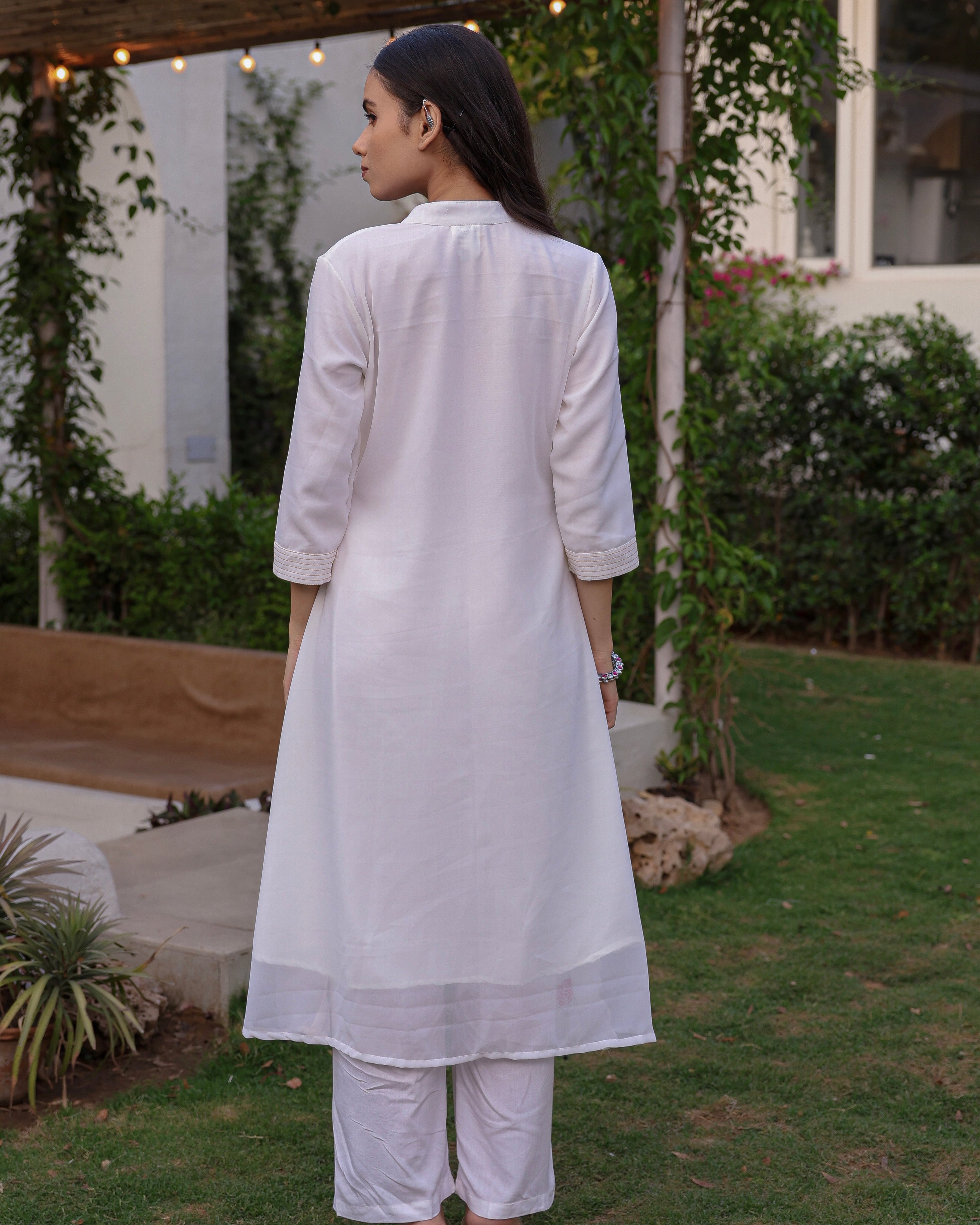 Jasmine White Kurta Set