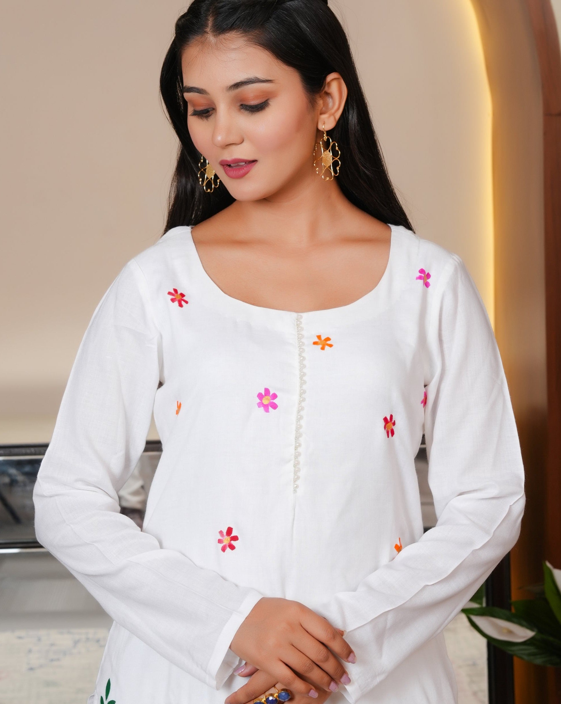 Mishty White Kurta Set