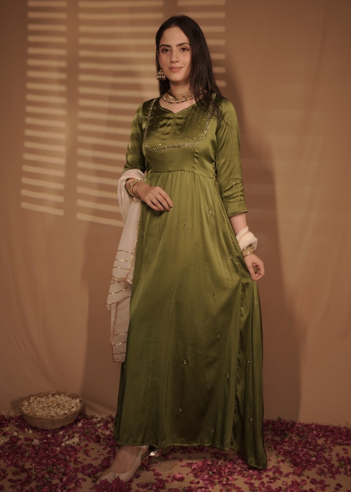 Mehandi green suit set