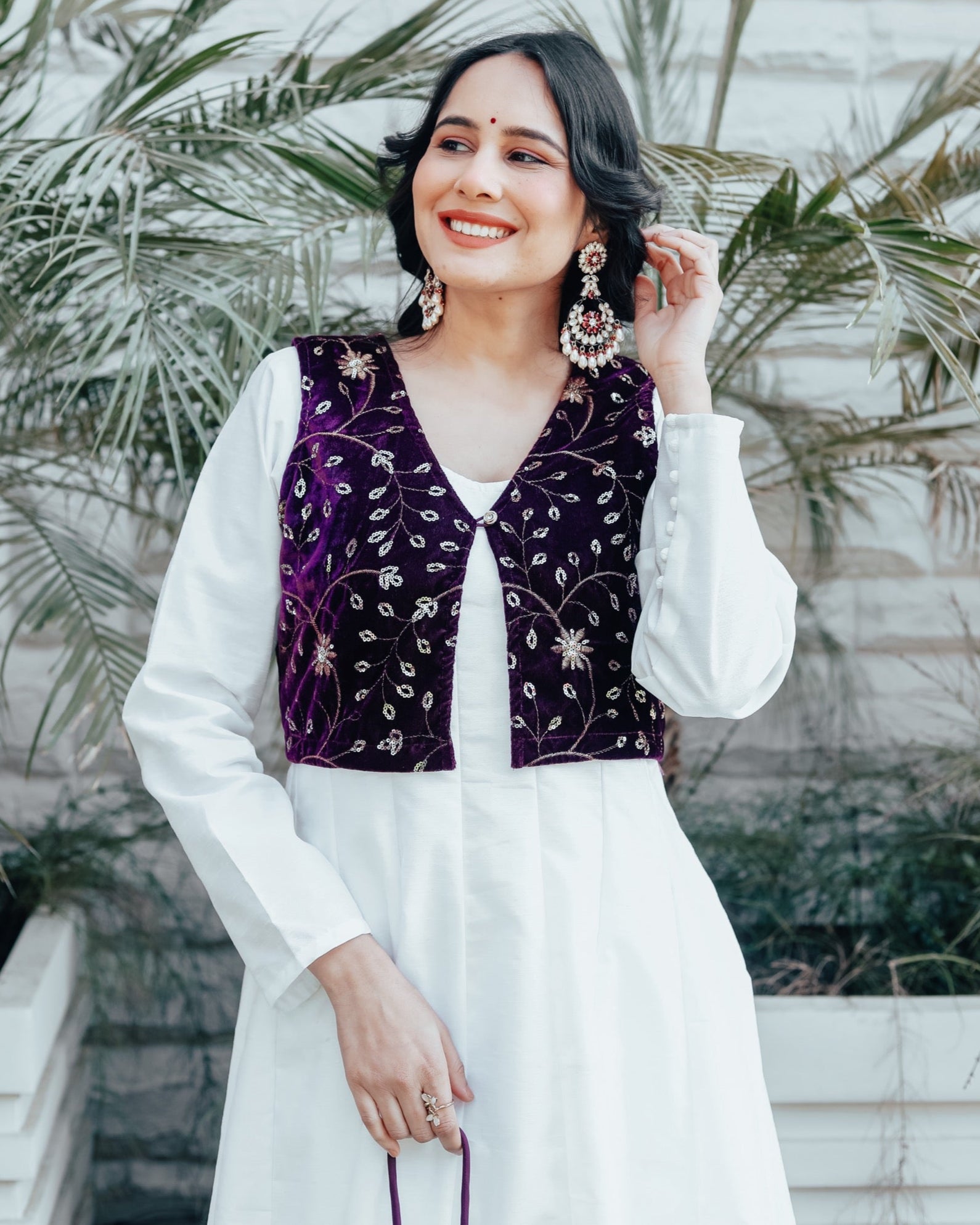 Heily White Purple Gown With Potli