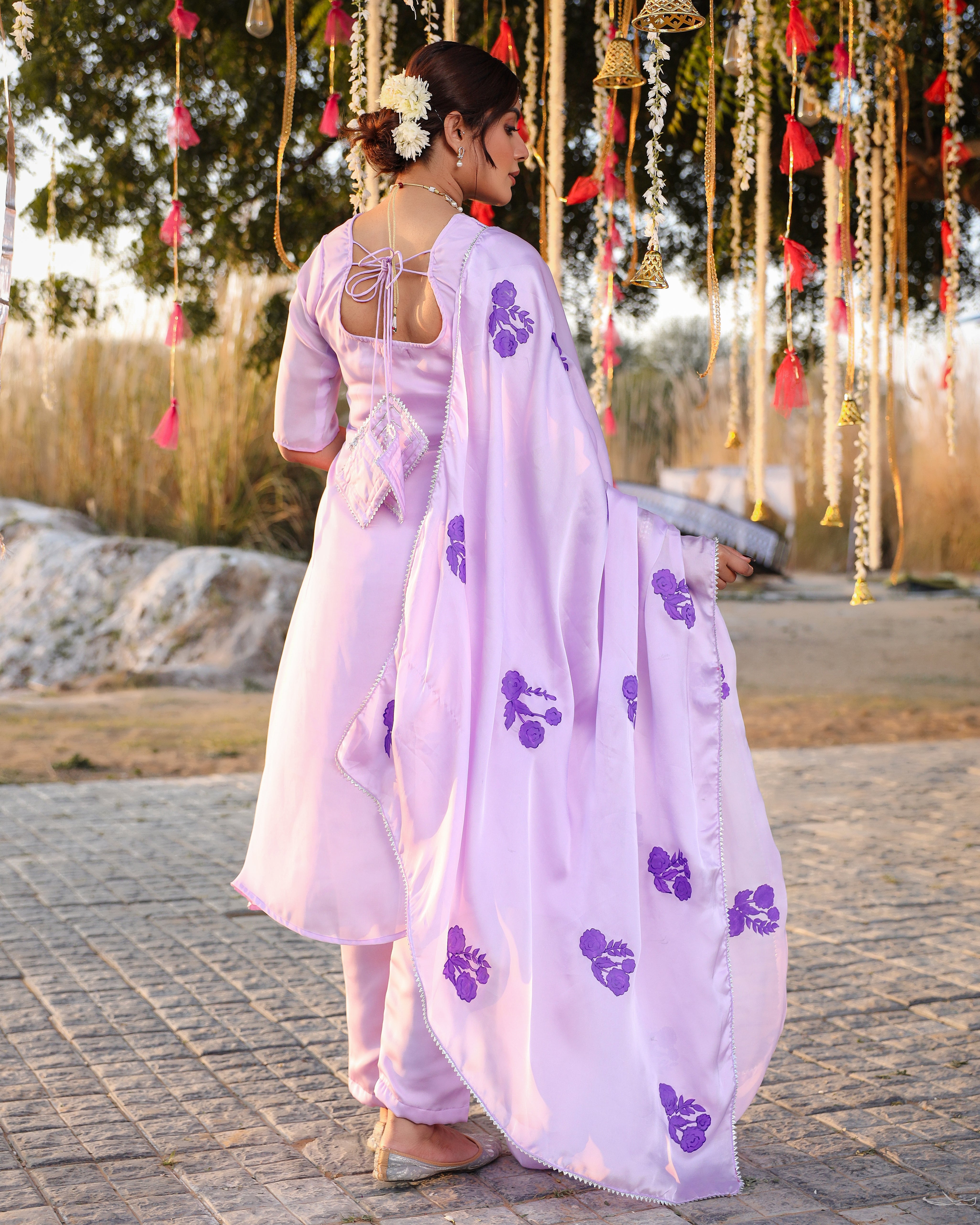 Alena Levender Handpainted Suit Set