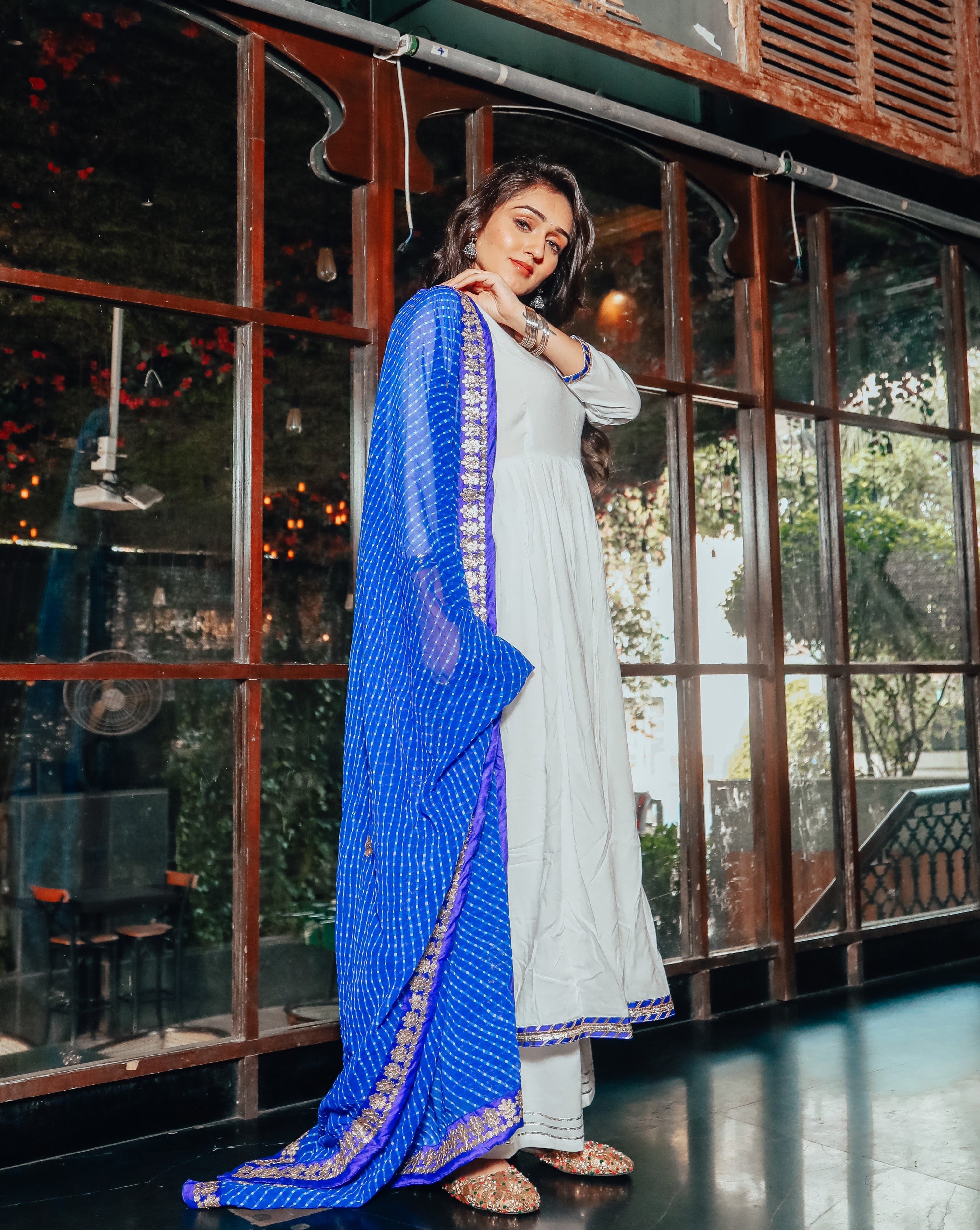 Soothing White Gotapatti Suit Set