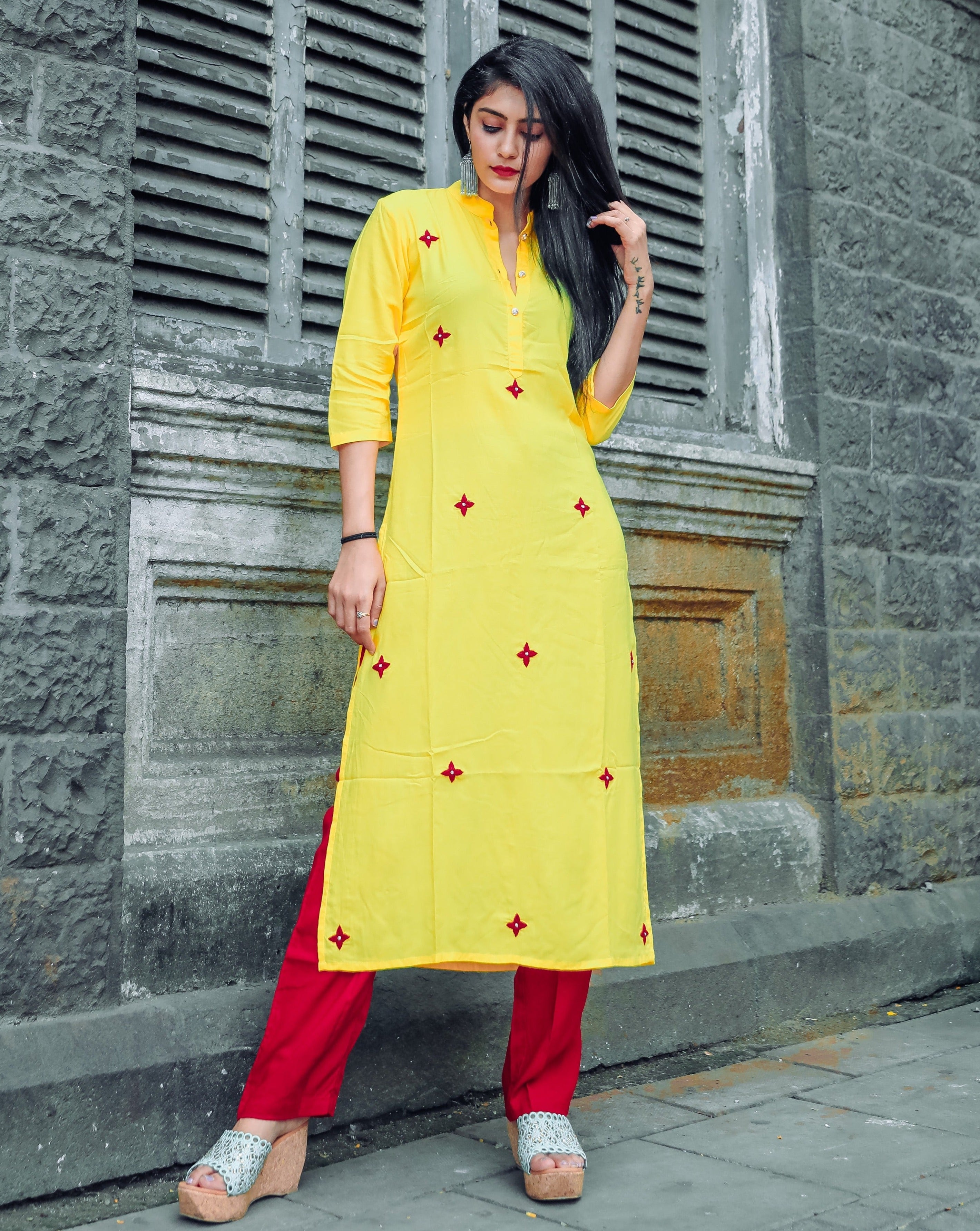 Kesariya peela handwork kurta set