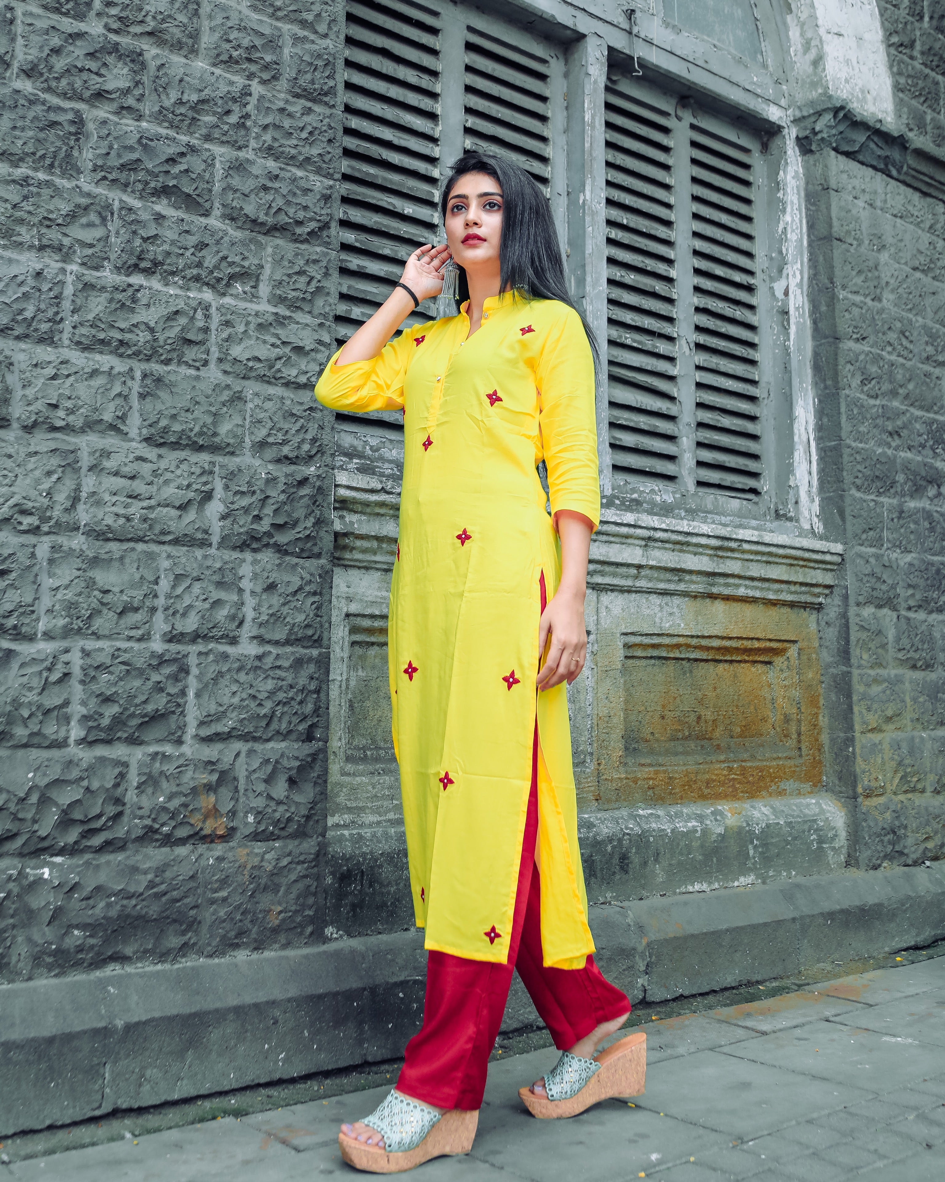 Kesariya peela handwork kurta set