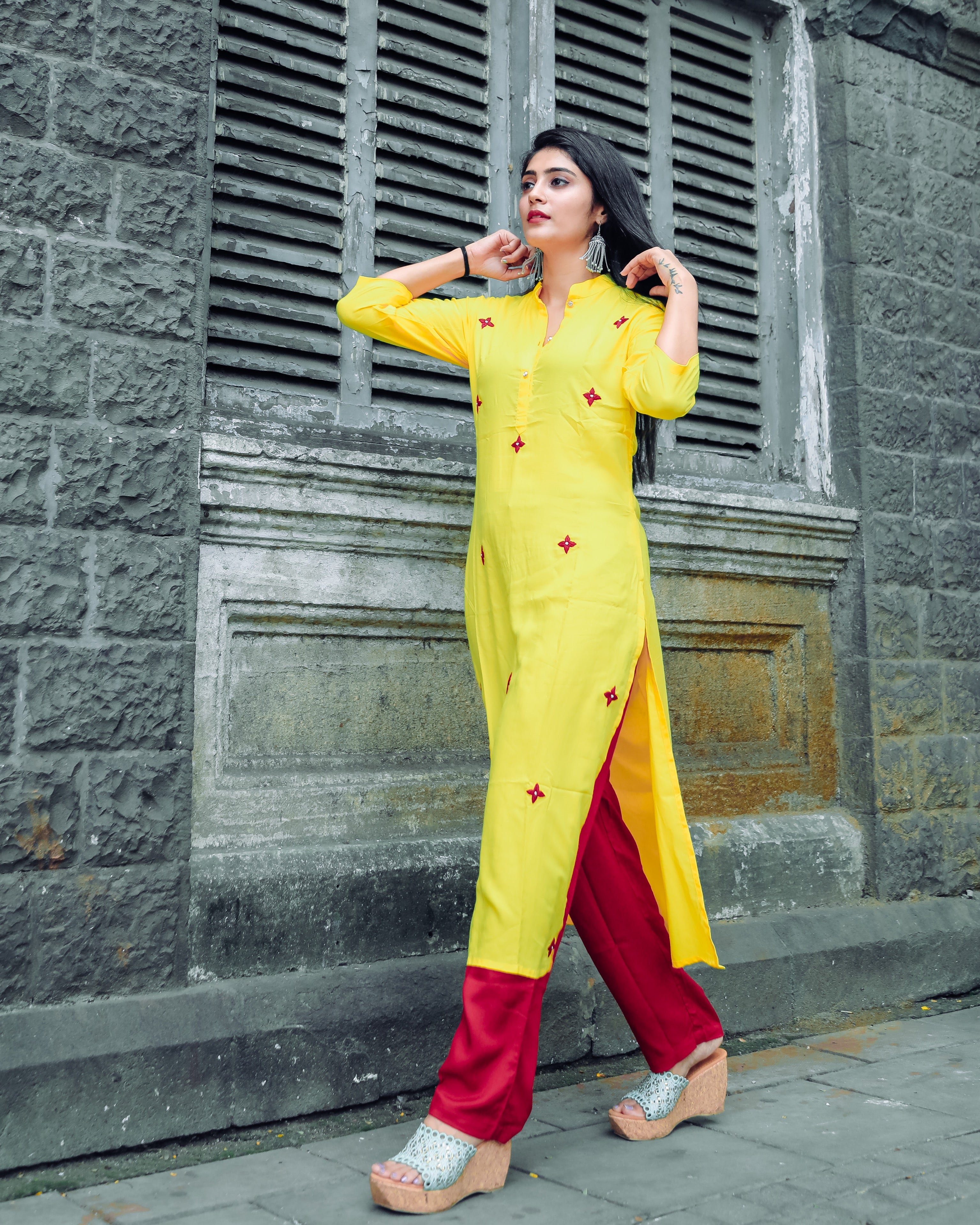 Kesariya peela handwork kurta set