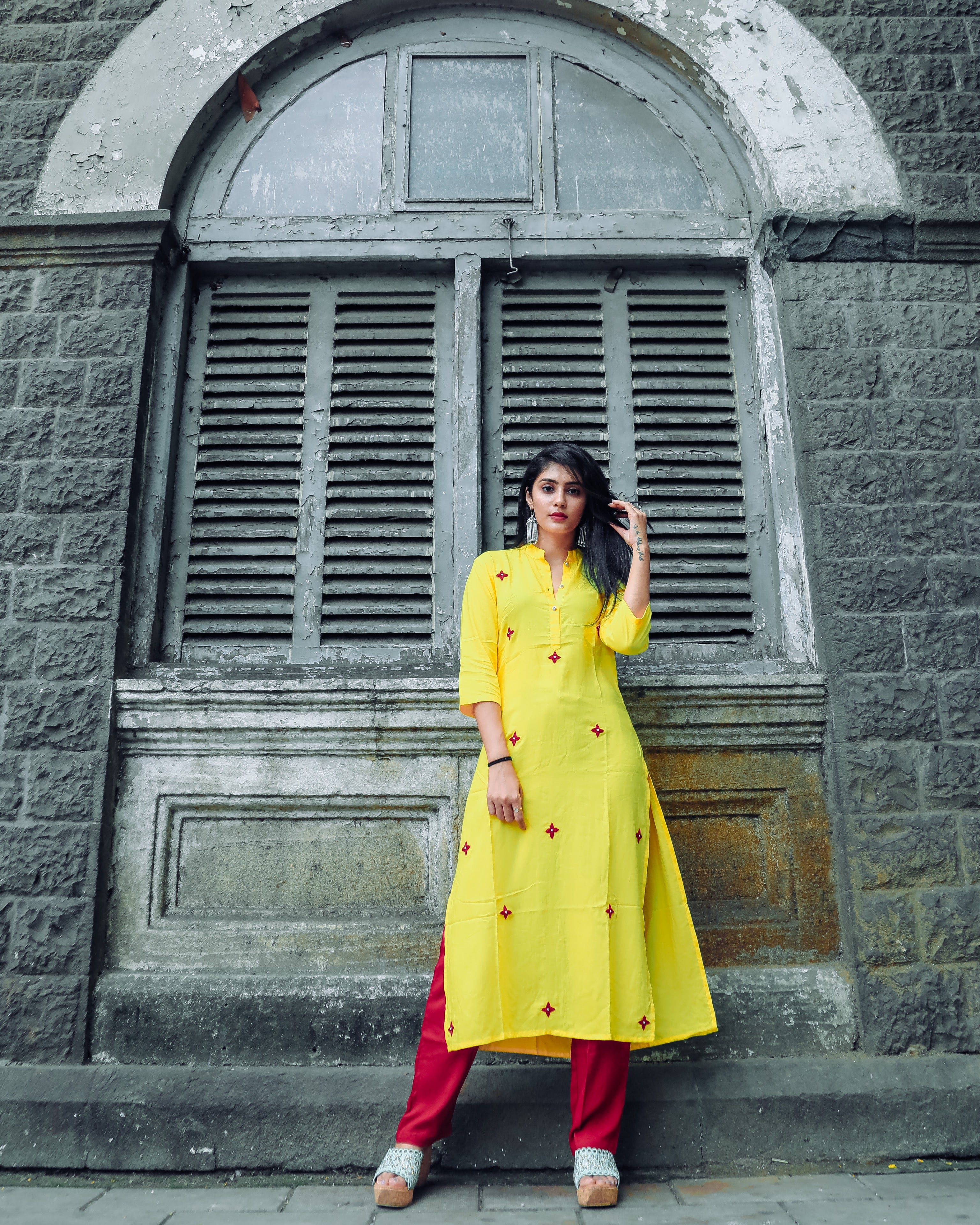 Kesariya peela handwork kurta set