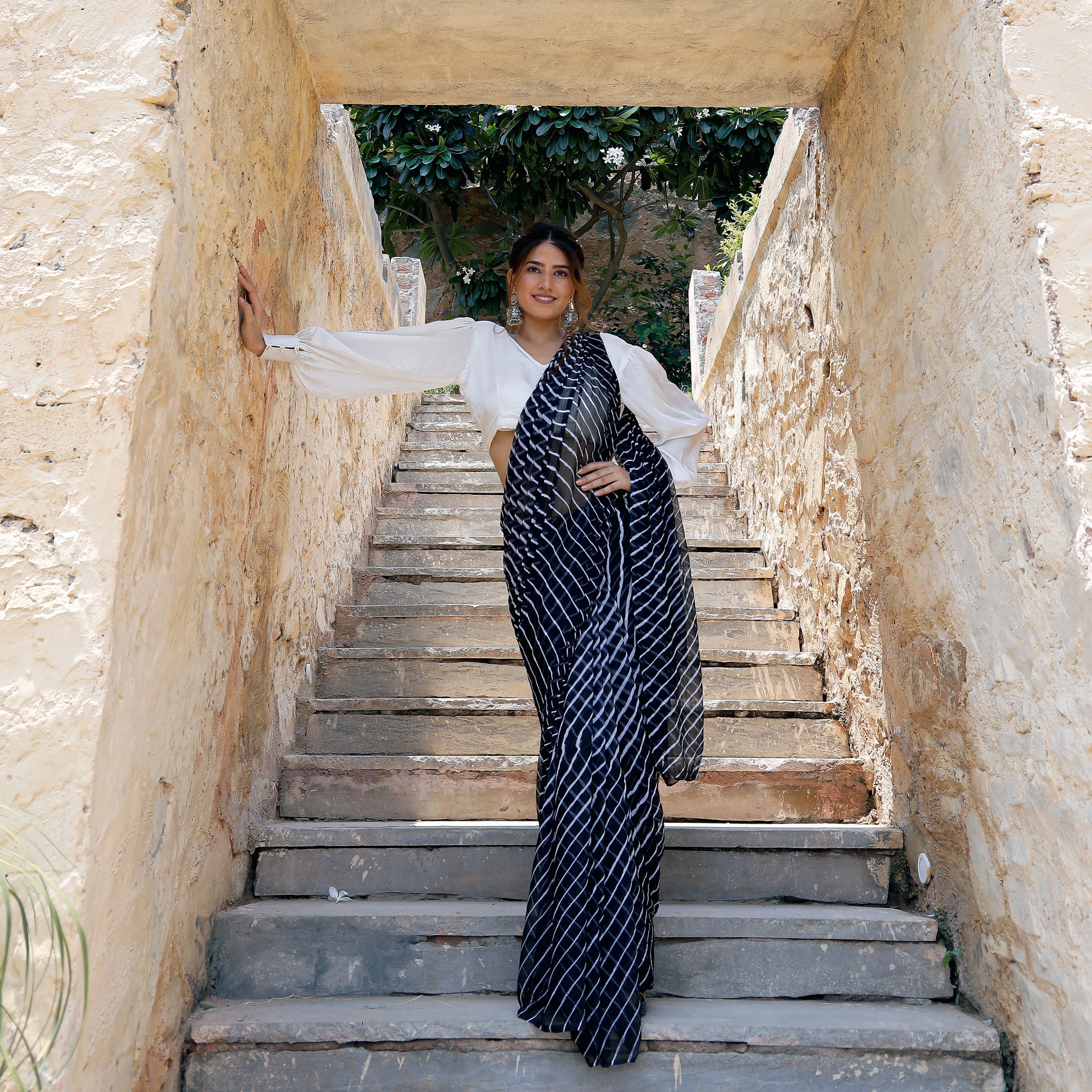 Black Embellished Leheriya saree