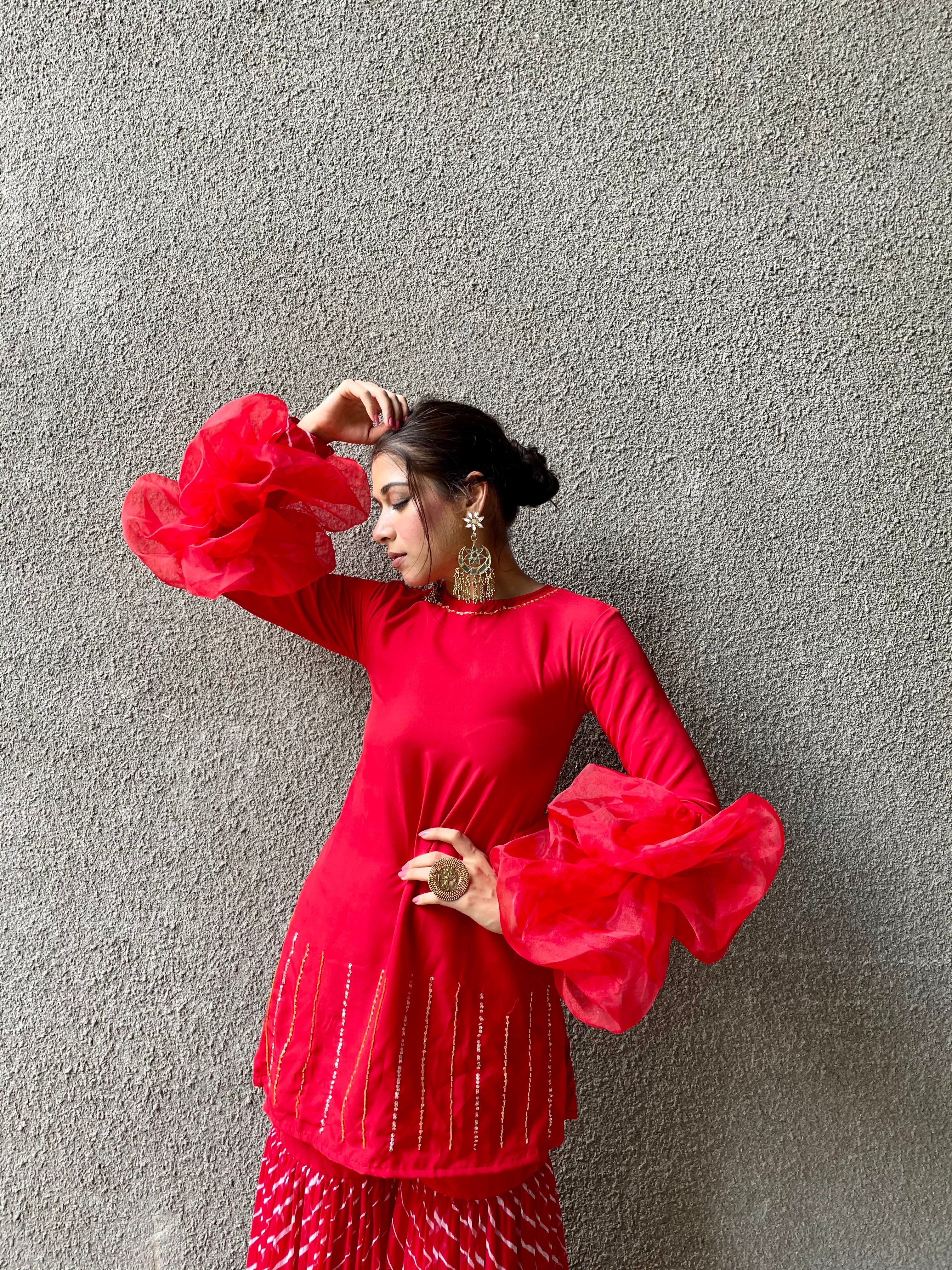 Red leheriya fusion suit set with Balloon sleeves