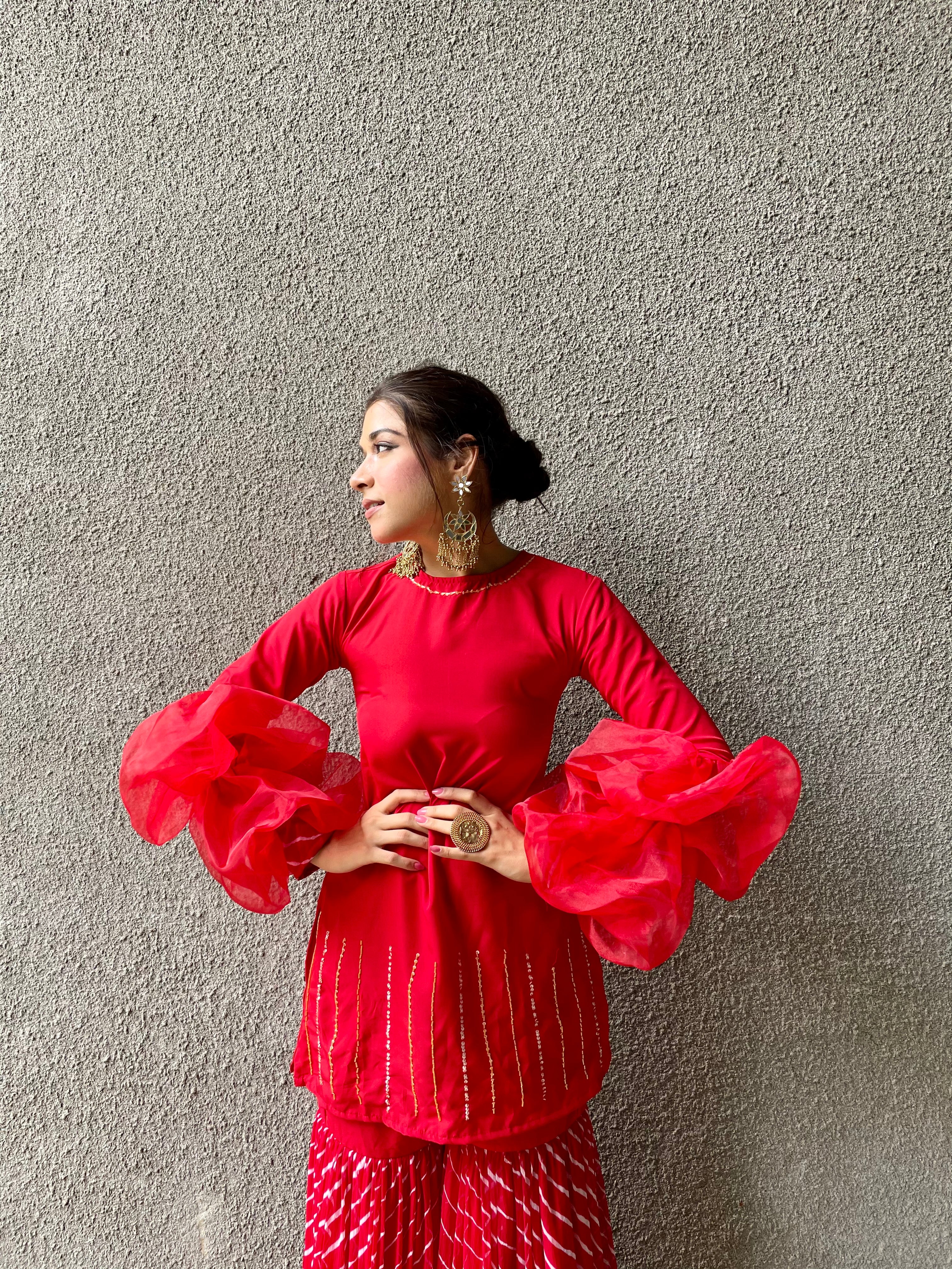 Red leheriya fusion suit set with Balloon sleeves
