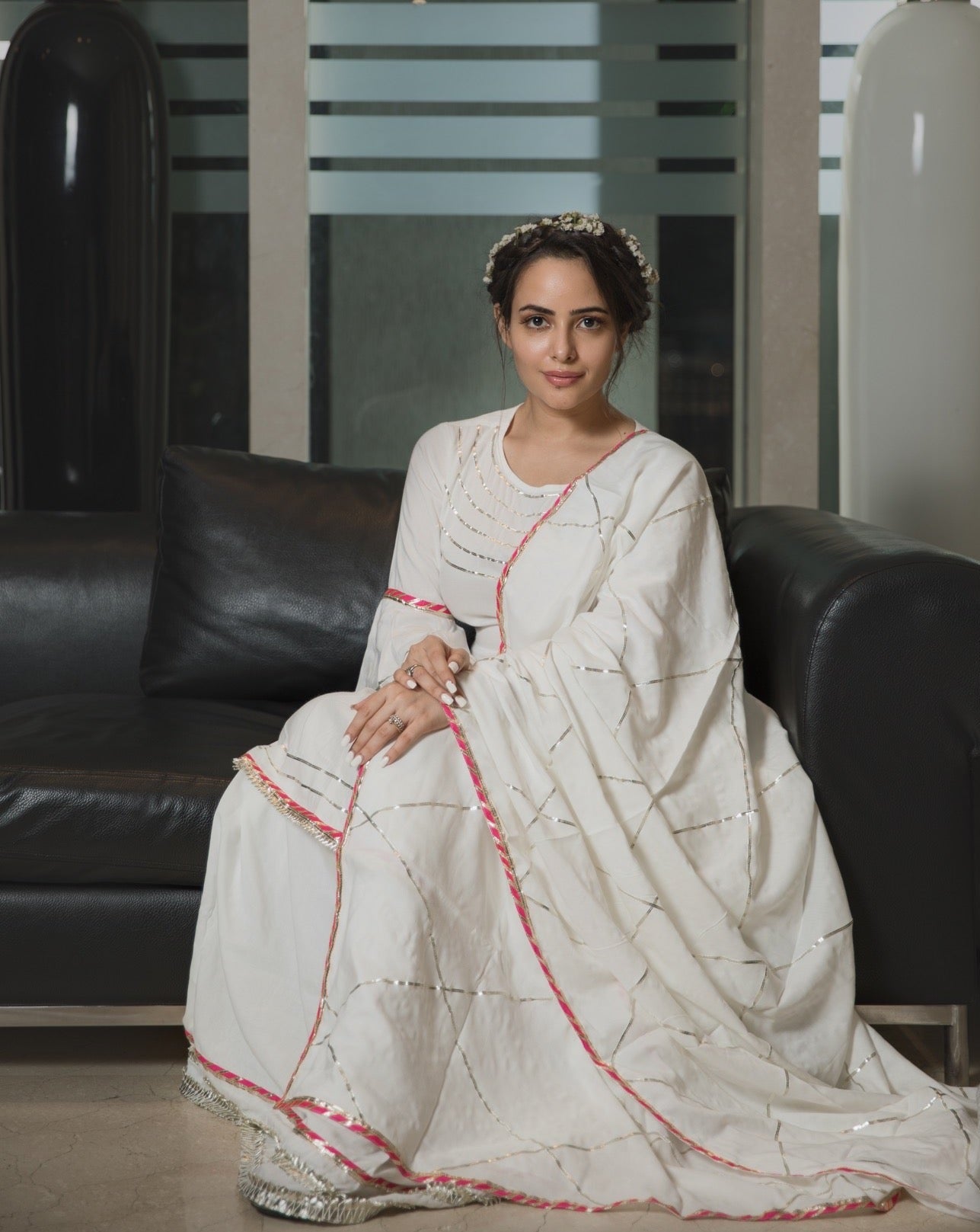 Charismatic White Gotta Suit Set