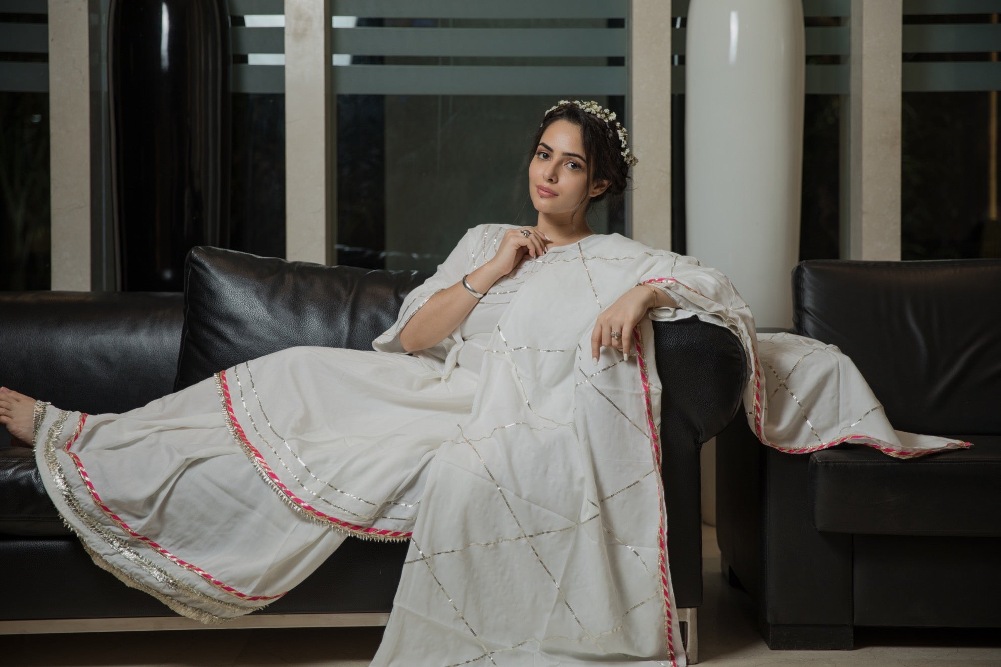 Charismatic White Gotta Suit Set