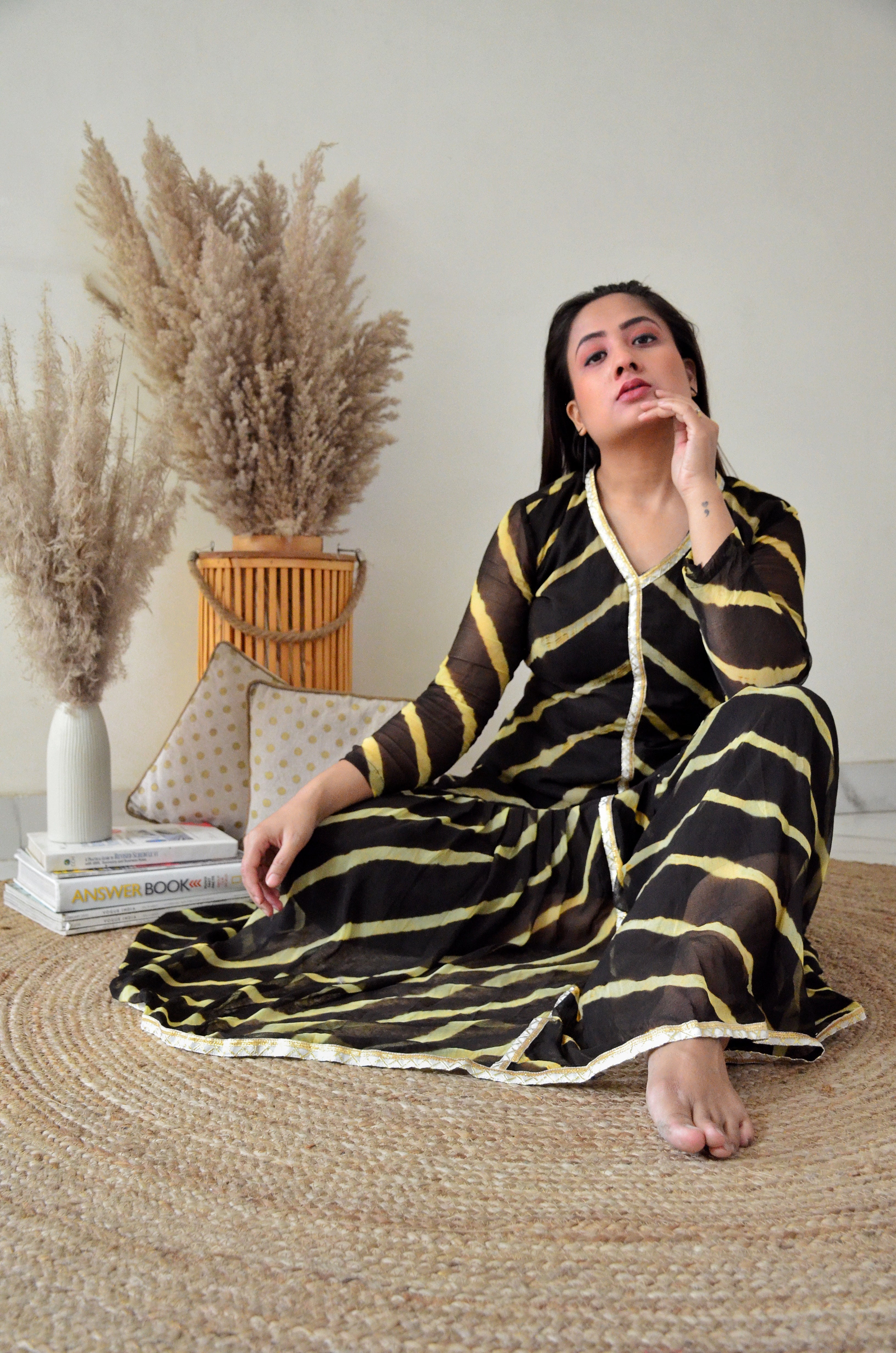 Ash Black Lehariya Kurta Set