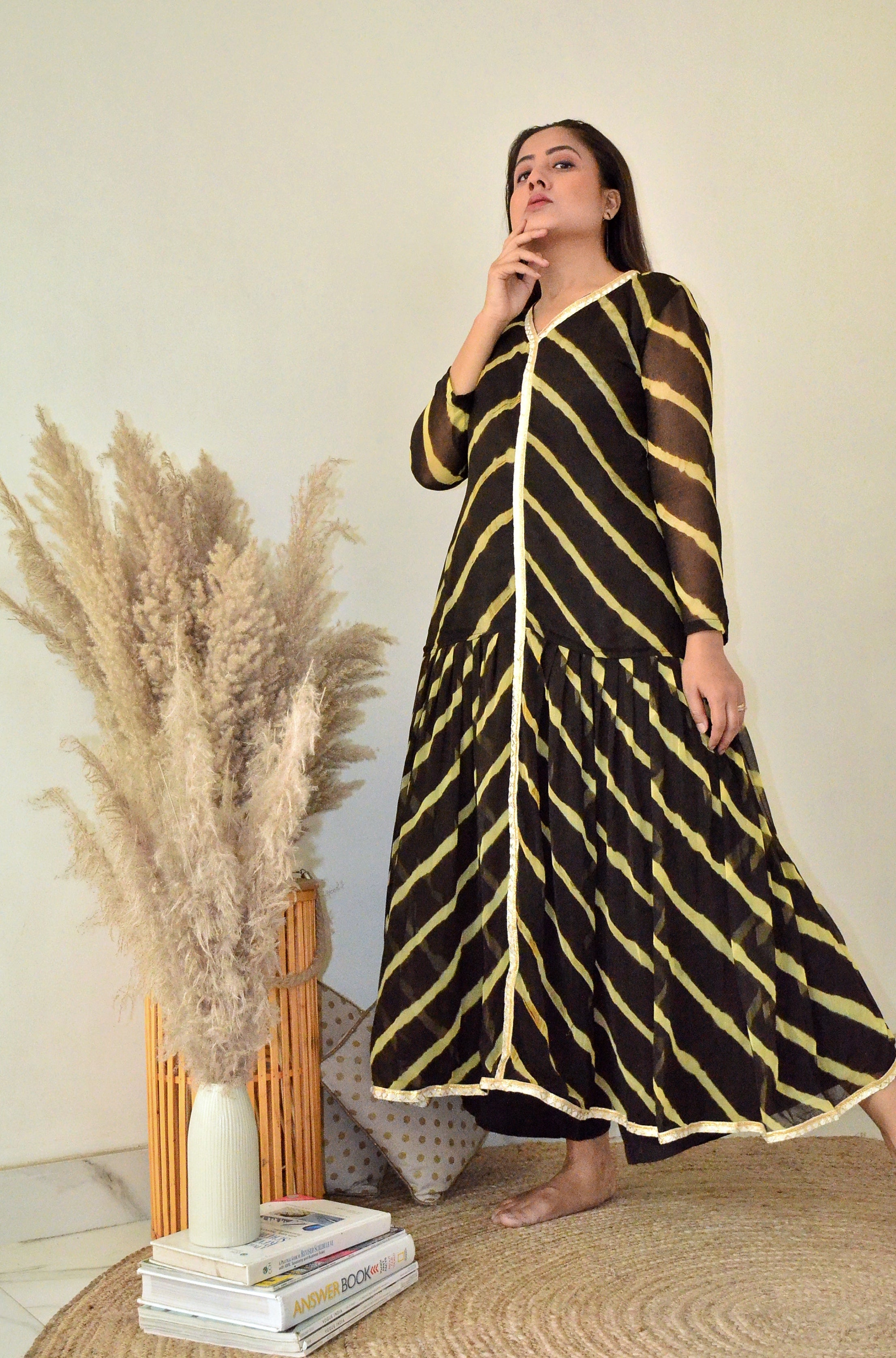 Ash Black Lehariya Kurta Set
