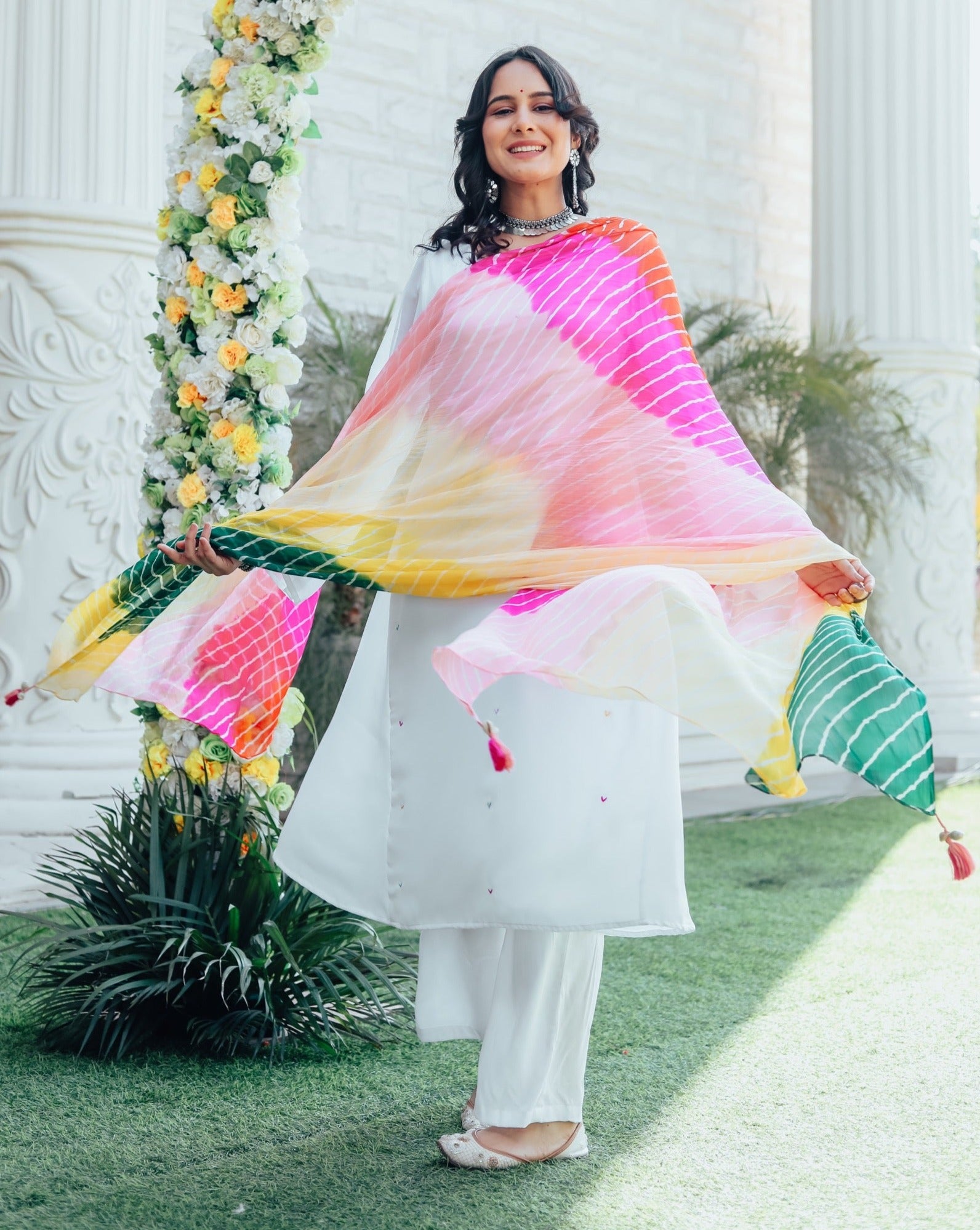 Chaaya White Suit Set