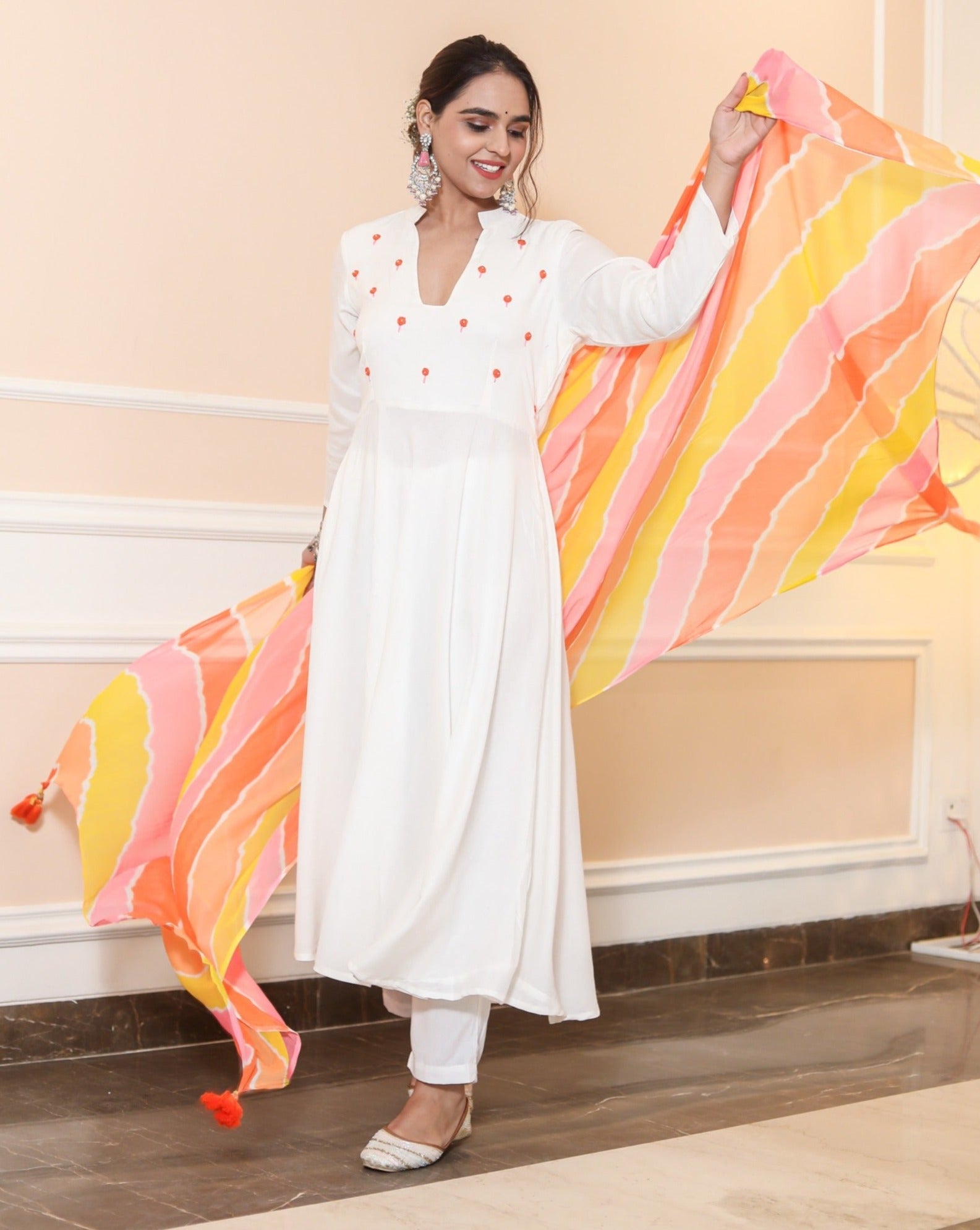 Gauri White Suit Set