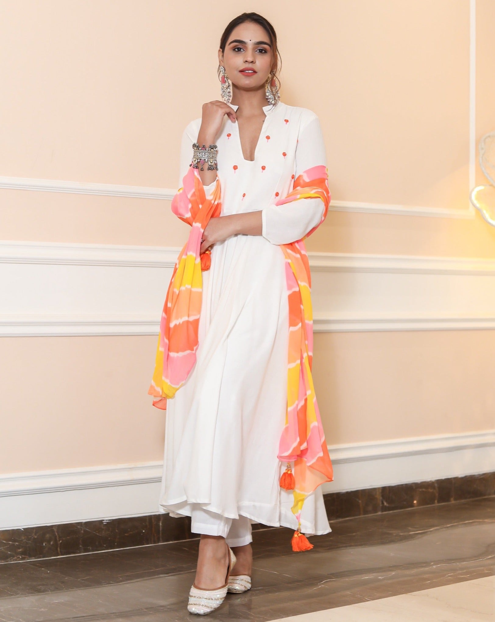 Gauri White Suit Set