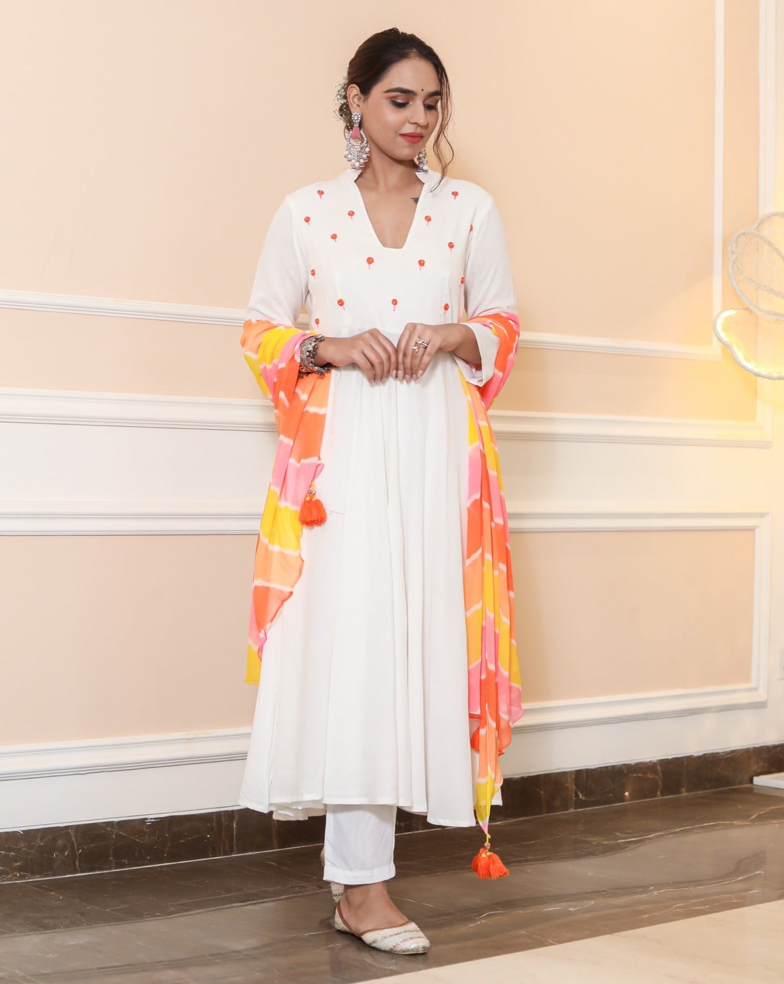 Gauri White Suit Set