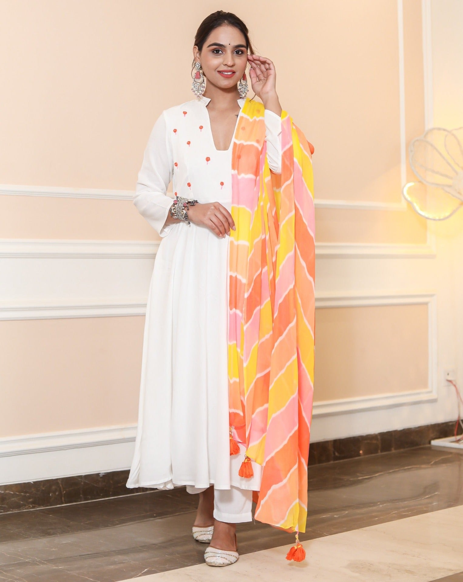 Gauri White Suit Set