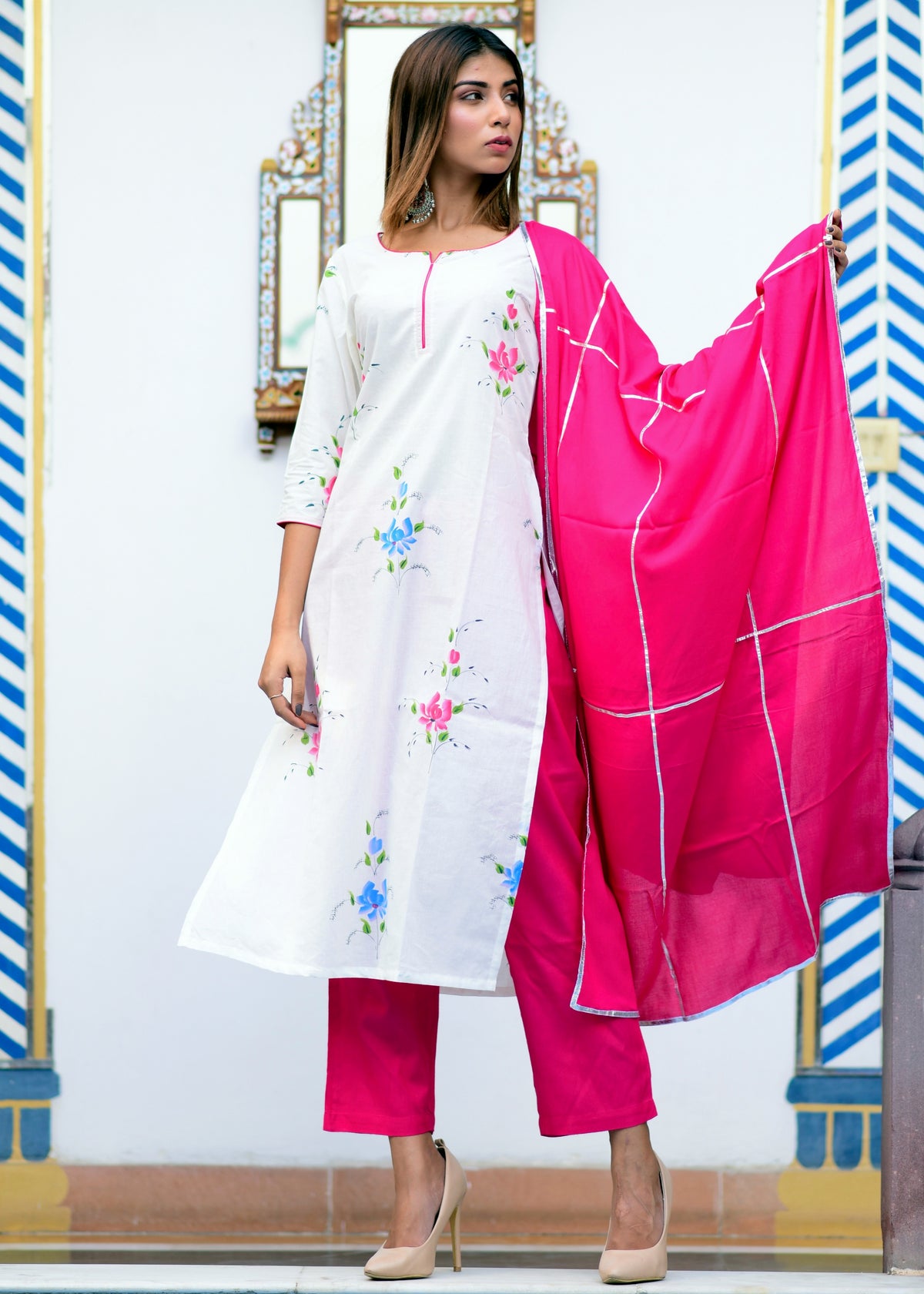 Beautiful Pink Exclusively Handpainted Suit Set With Gotta Jaal Work Dupatta