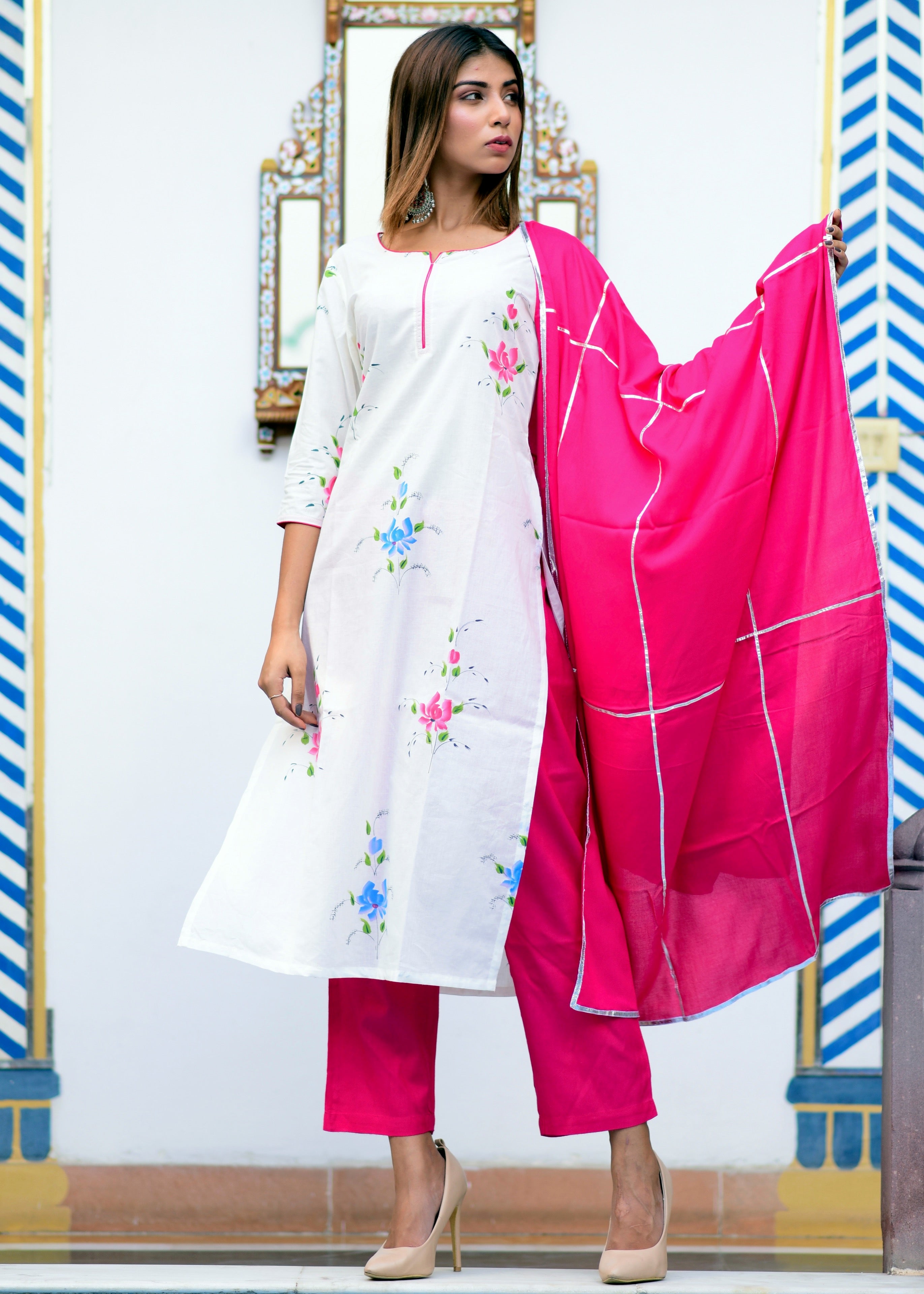 Beautiful Pink Exclusively Handpainted Suit Set With Gotta Jaal Work Dupatta