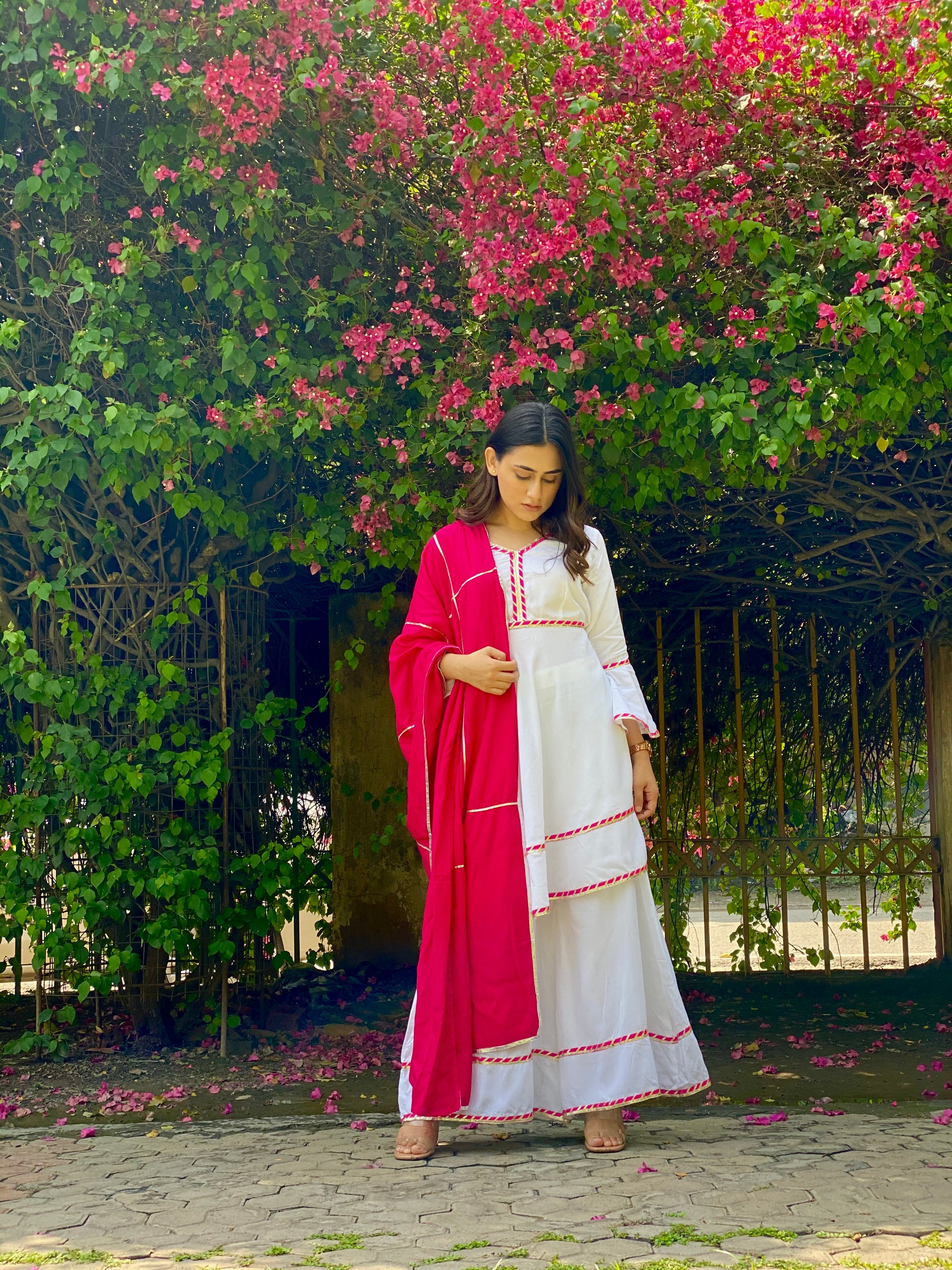 Shiny White Pink Neckline Suit Set