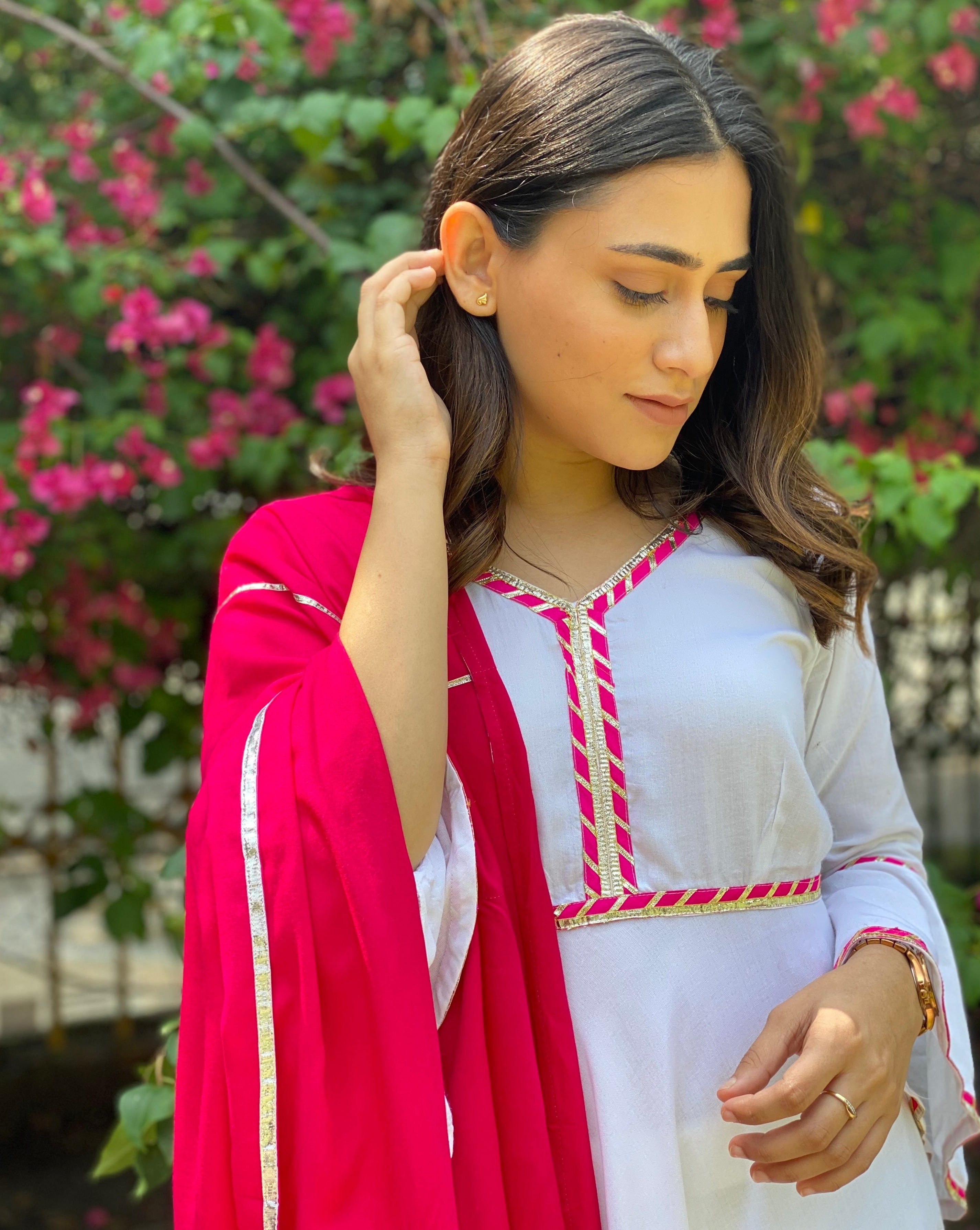 Shiny White Pink Neckline Suit Set