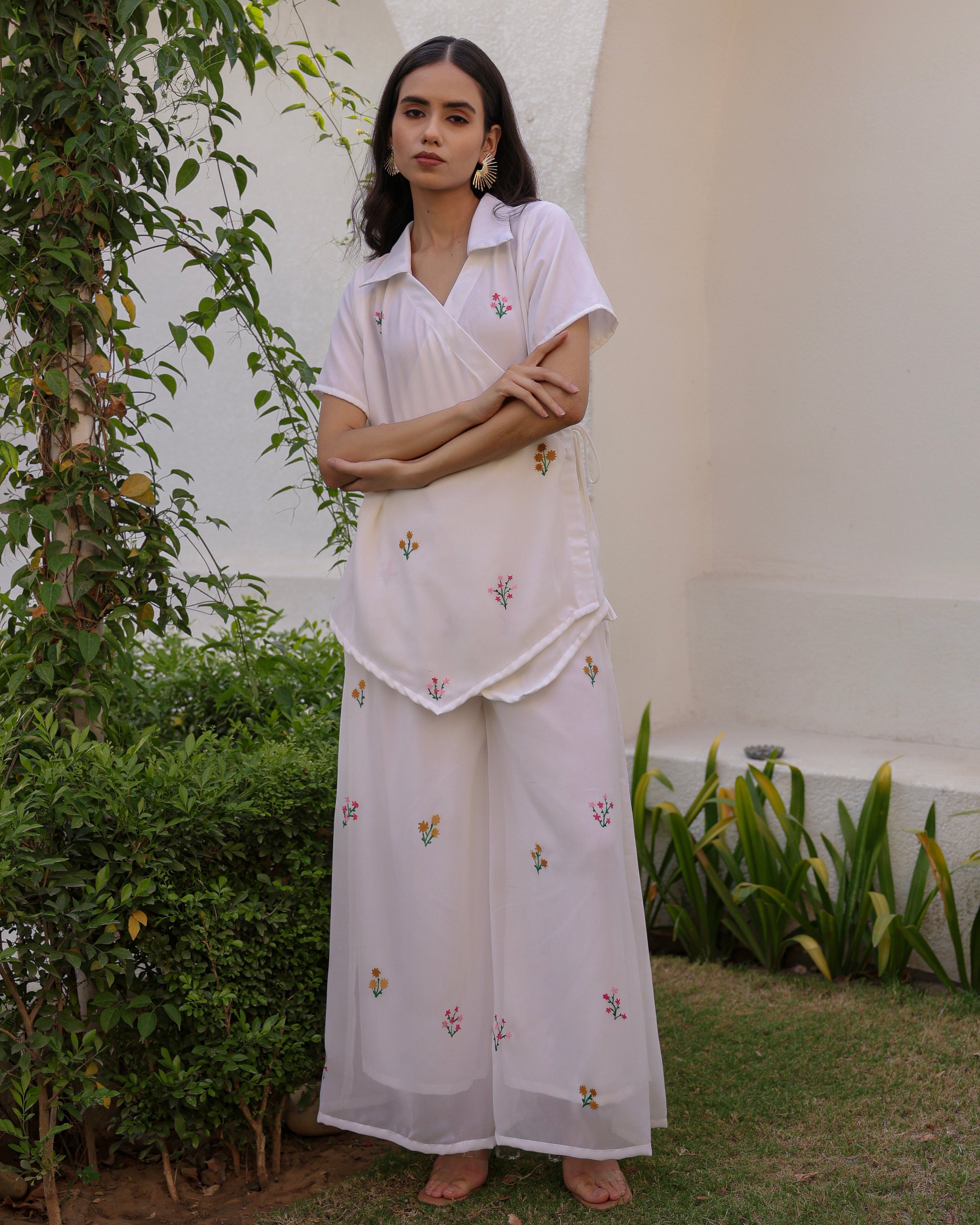 Elle White Floral Cord Set