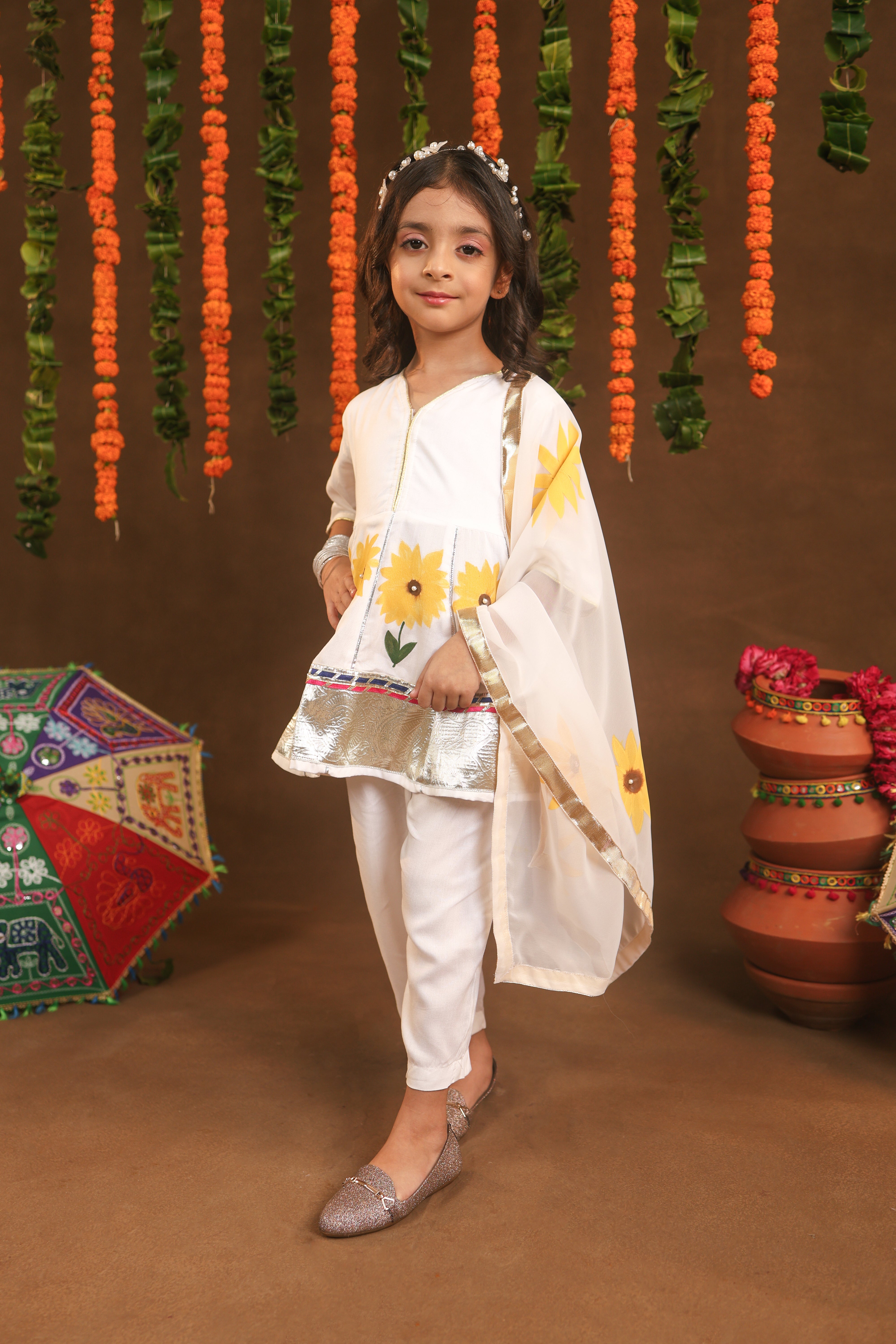 White Sunflower Suit Set