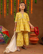 Kids Yellow Printed Suit Set