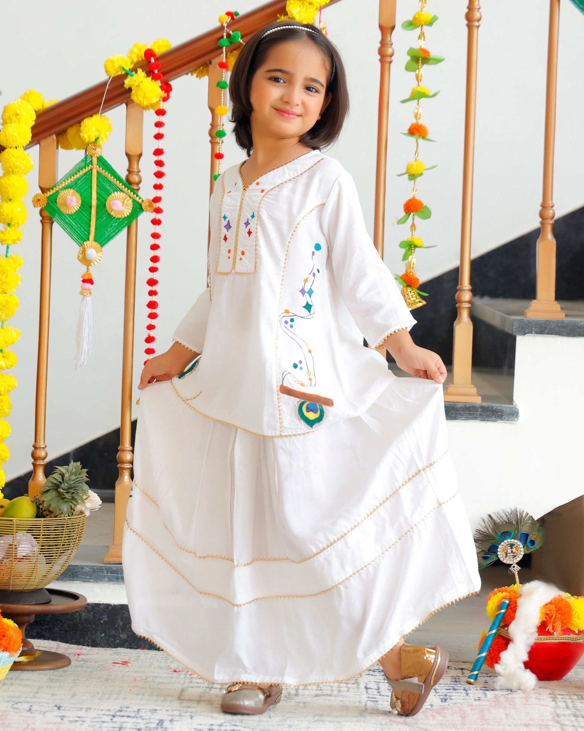 Little Radha White Kurta With Skirt Set