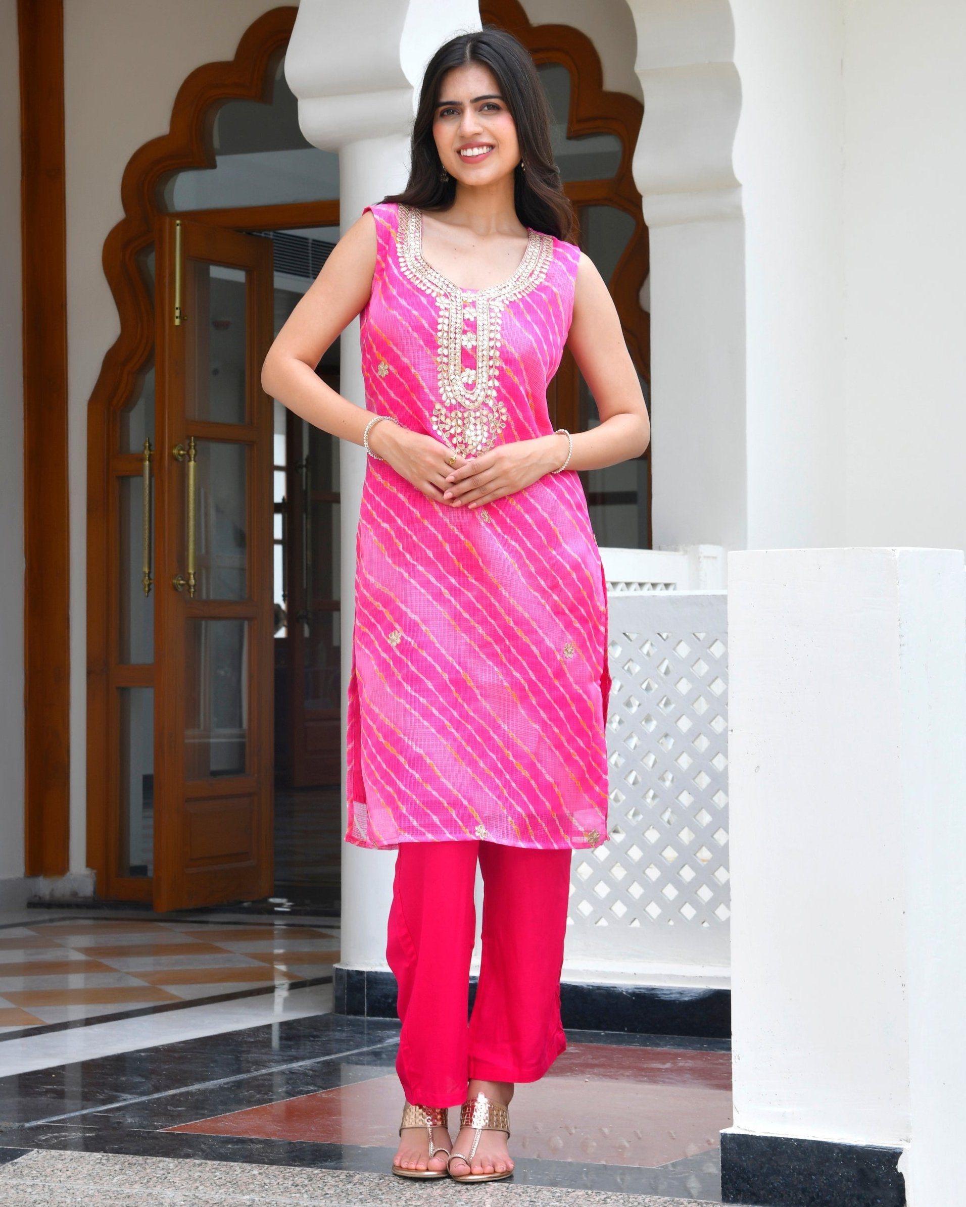 Ellie Pink Leheriya kurta Set