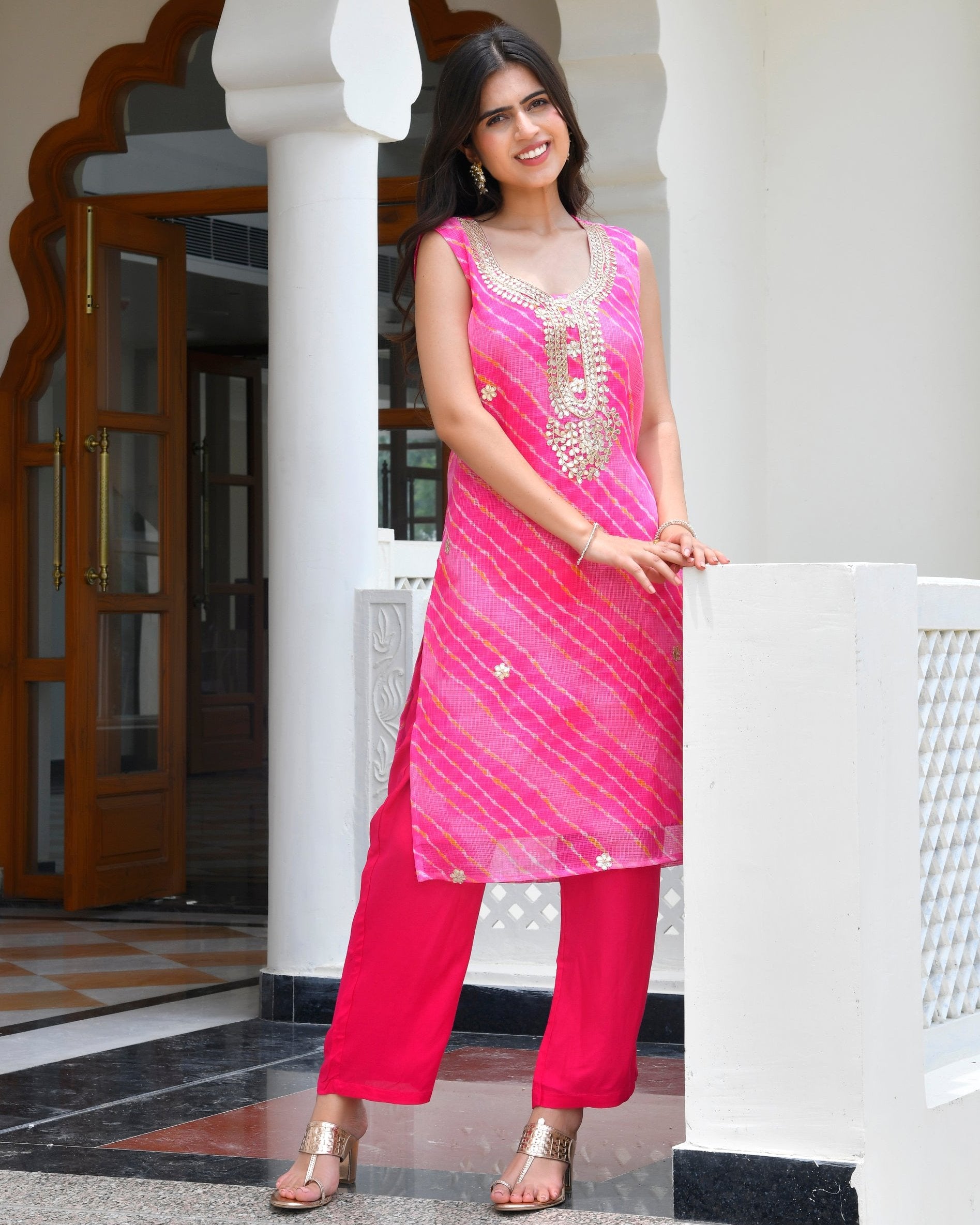 Ellie Pink Leheriya kurta Set