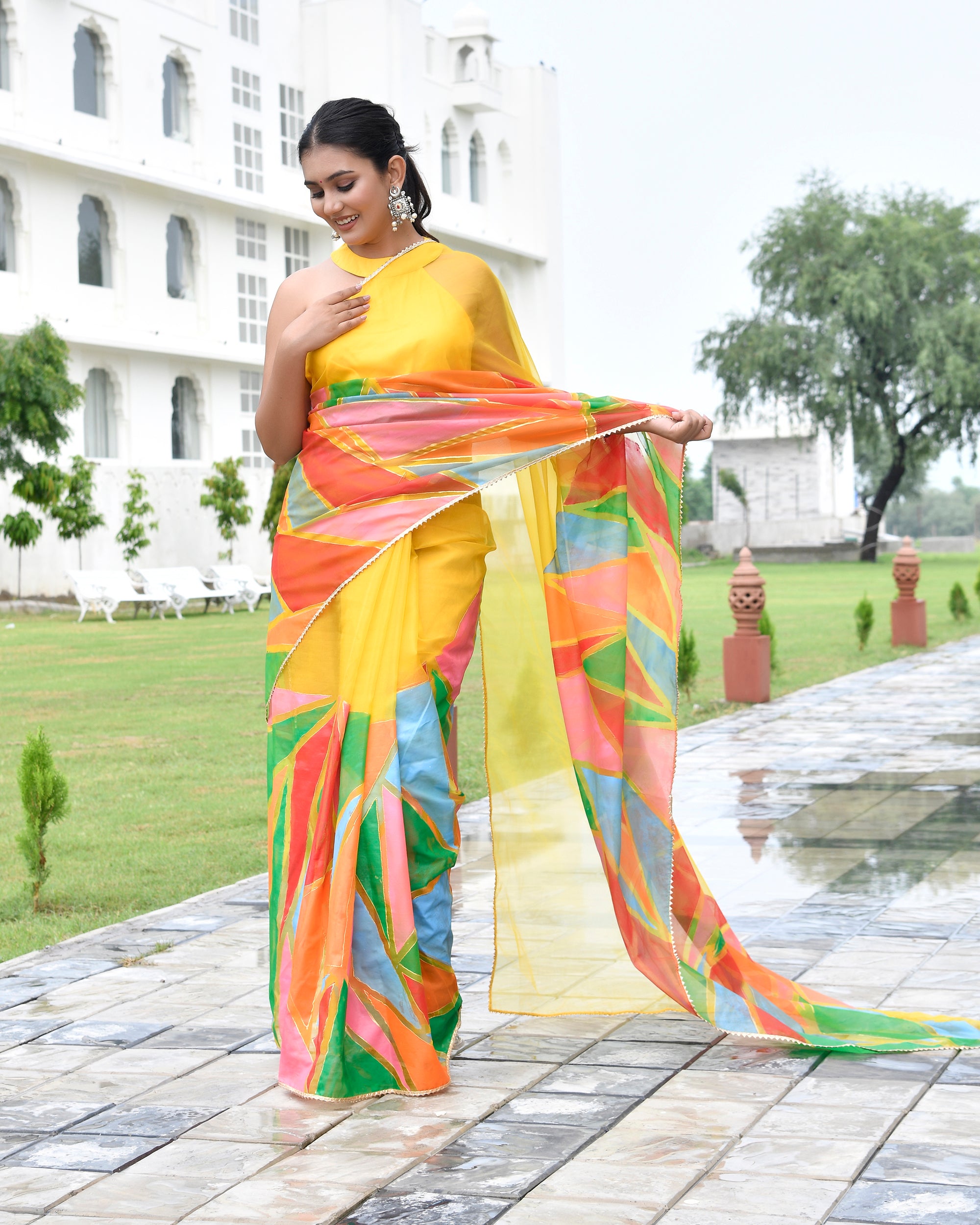 Resha Yellow Multicoloured Saree