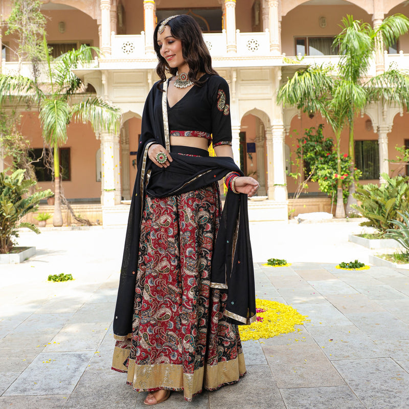 FABPIXEL Pink & Silver-Toned Embroidered Sequinned Kalamkari Semi-Stitched  Lehenga & Unstitched Blouse With - Absolutely Desi