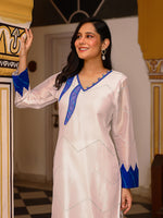 Pasty White Kurta Set With Blue Leheriya Patch