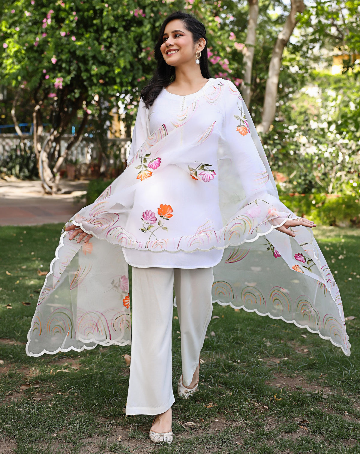 Doughy White Kurta Set