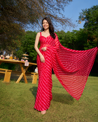 Ruhani Red Lehariya Chiffon Saree