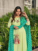 Pista green suit set