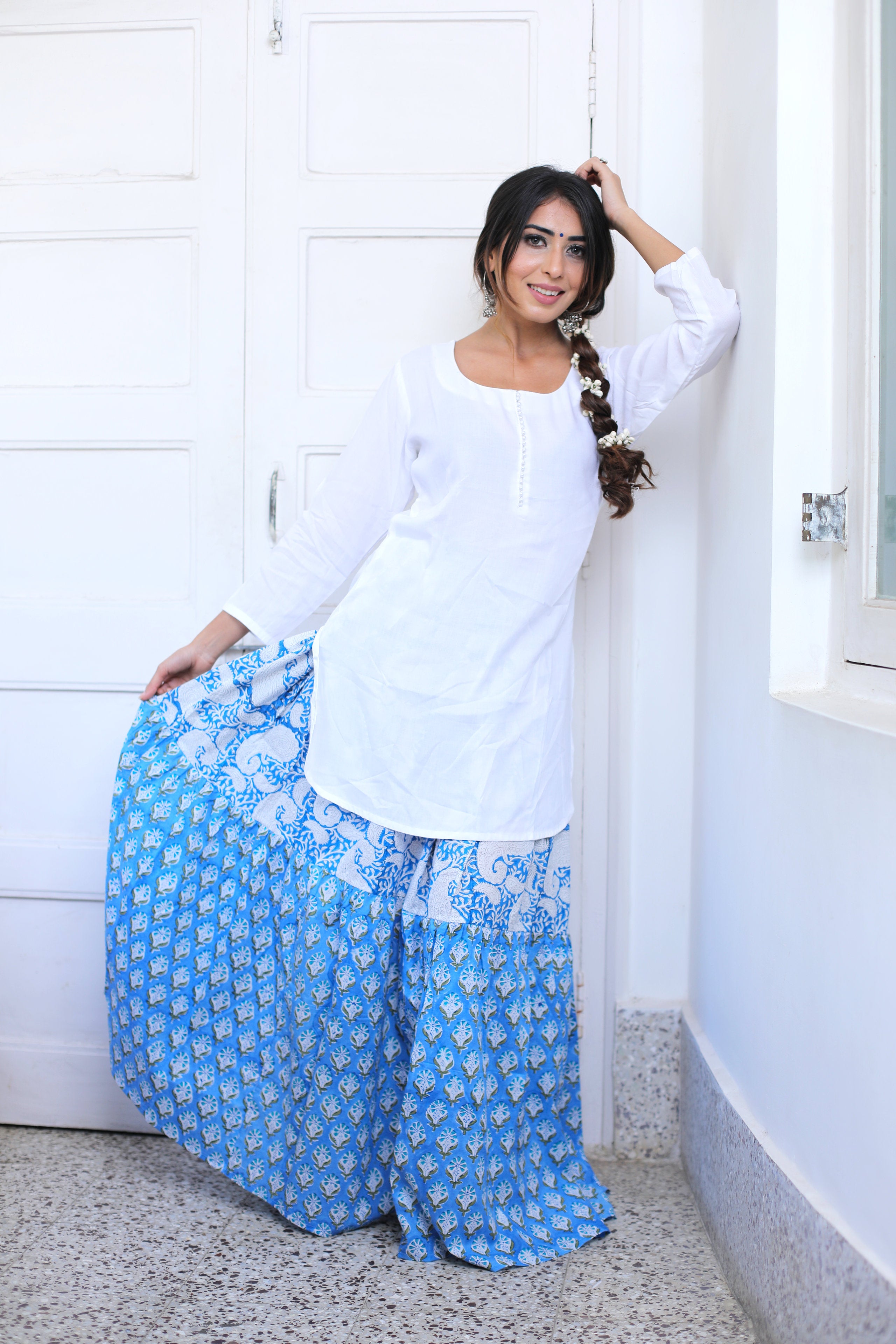 Charismatic White Kurta Set