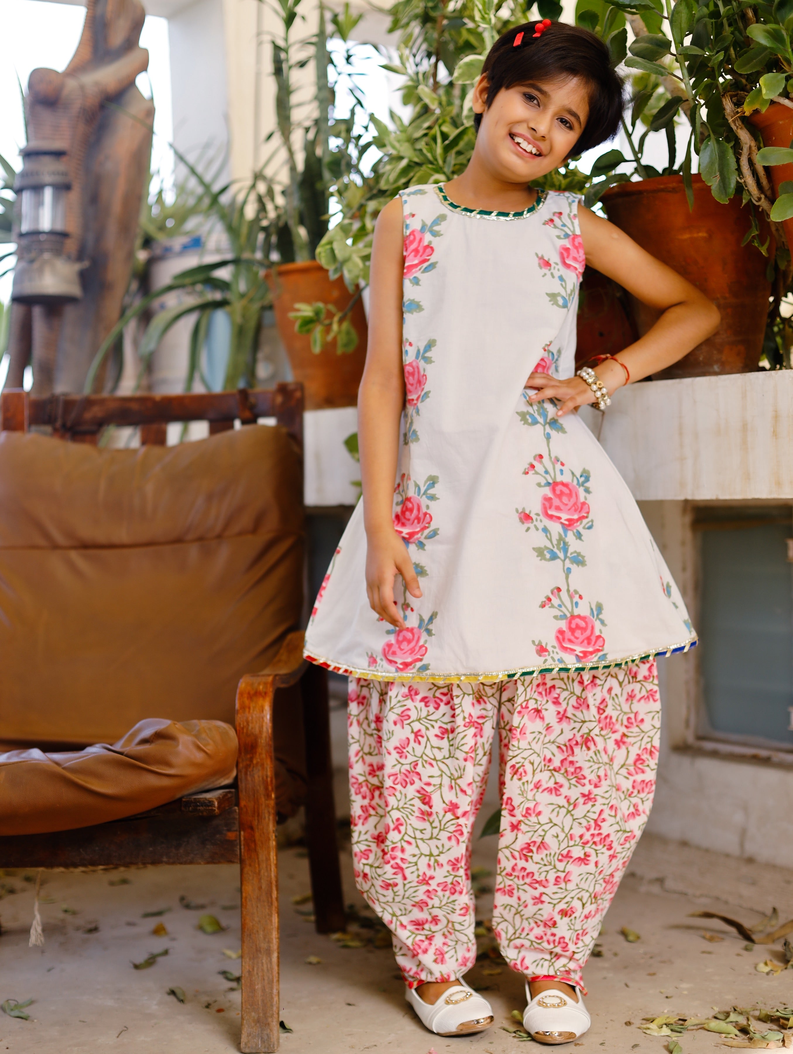 Pixie Pink Rose Butta Dhoti Set