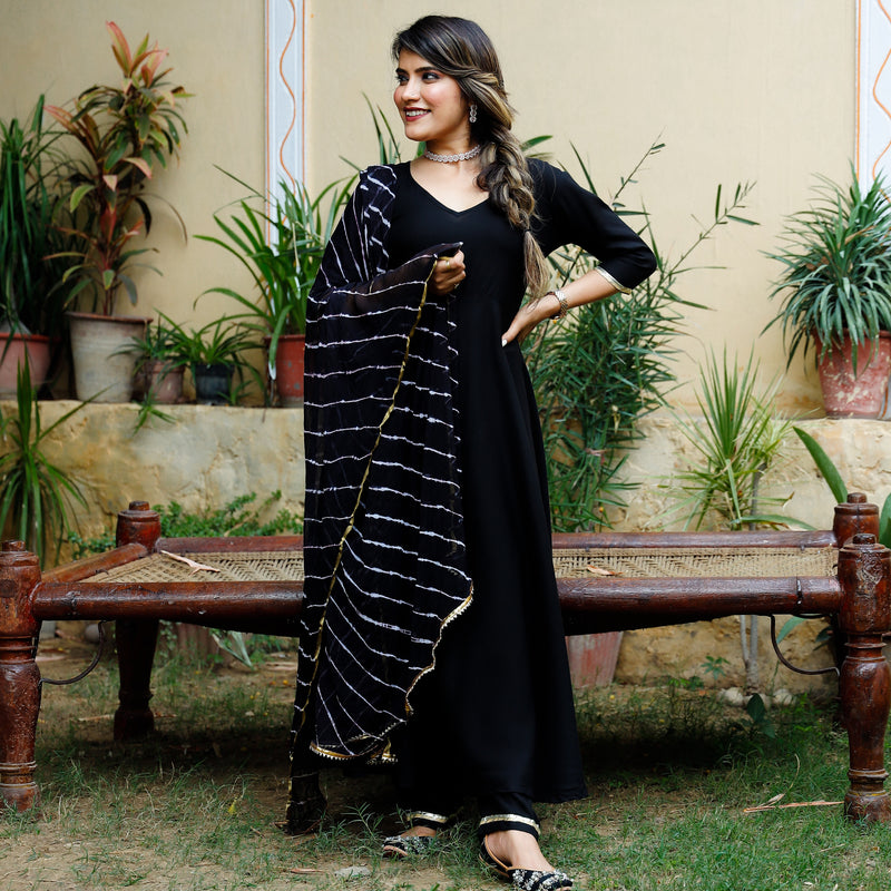 Black Suit Sets: Buy Black Salwar Suits Online in India @Best Price | Aachho