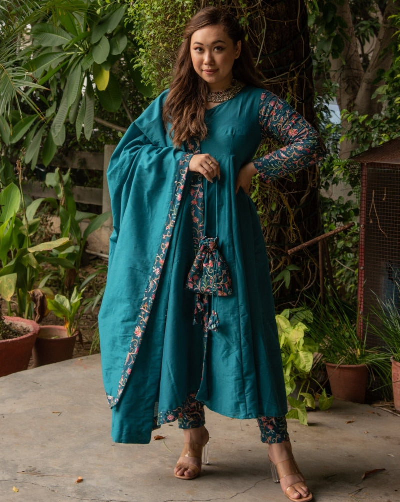 Sleeves Embroidered Suit set with potli