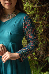 Sleeves Embroidered Suit set with potli