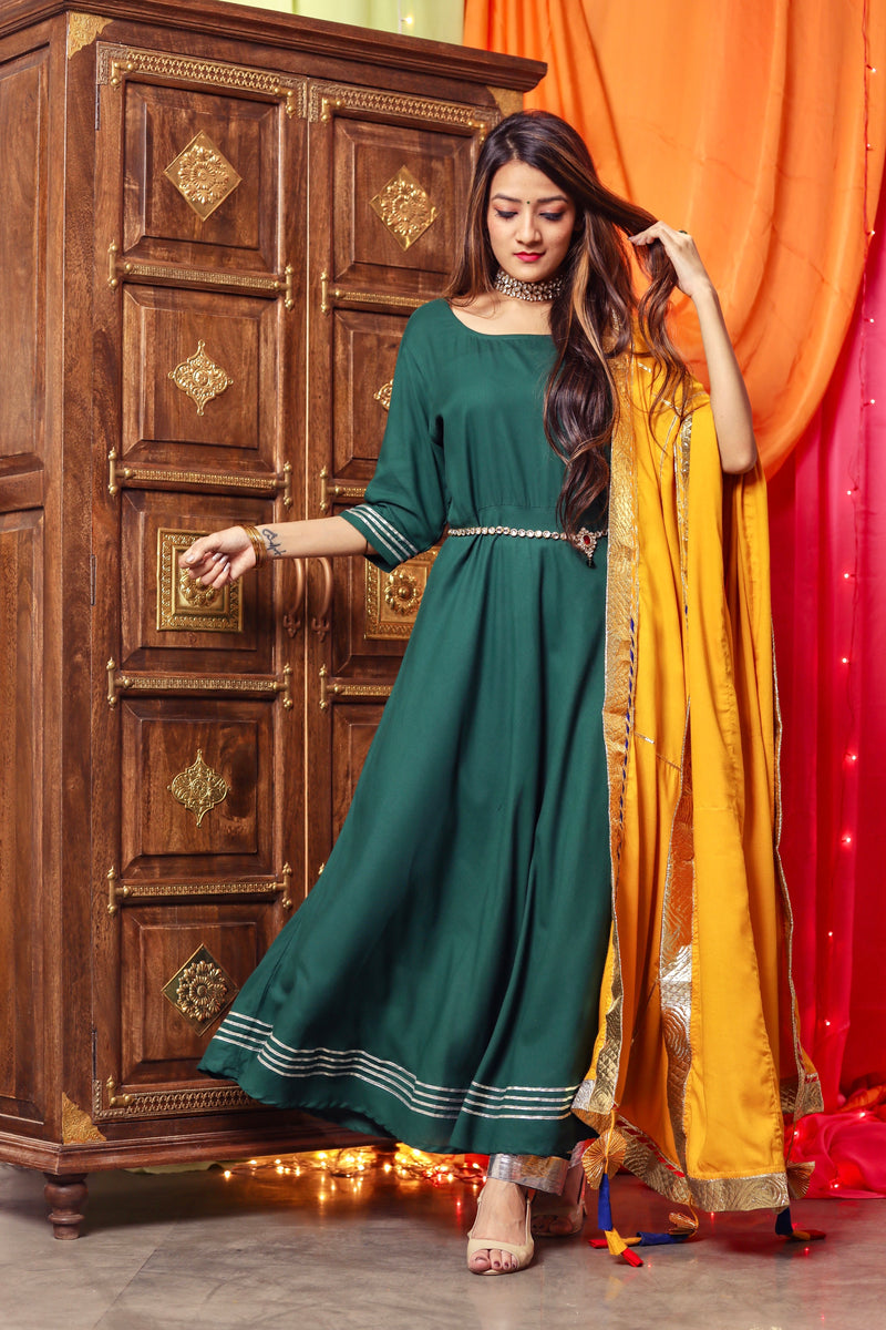 fcity.in - Women Green Ethnic Motif Embroidered Georgette Suits Dress  Materials