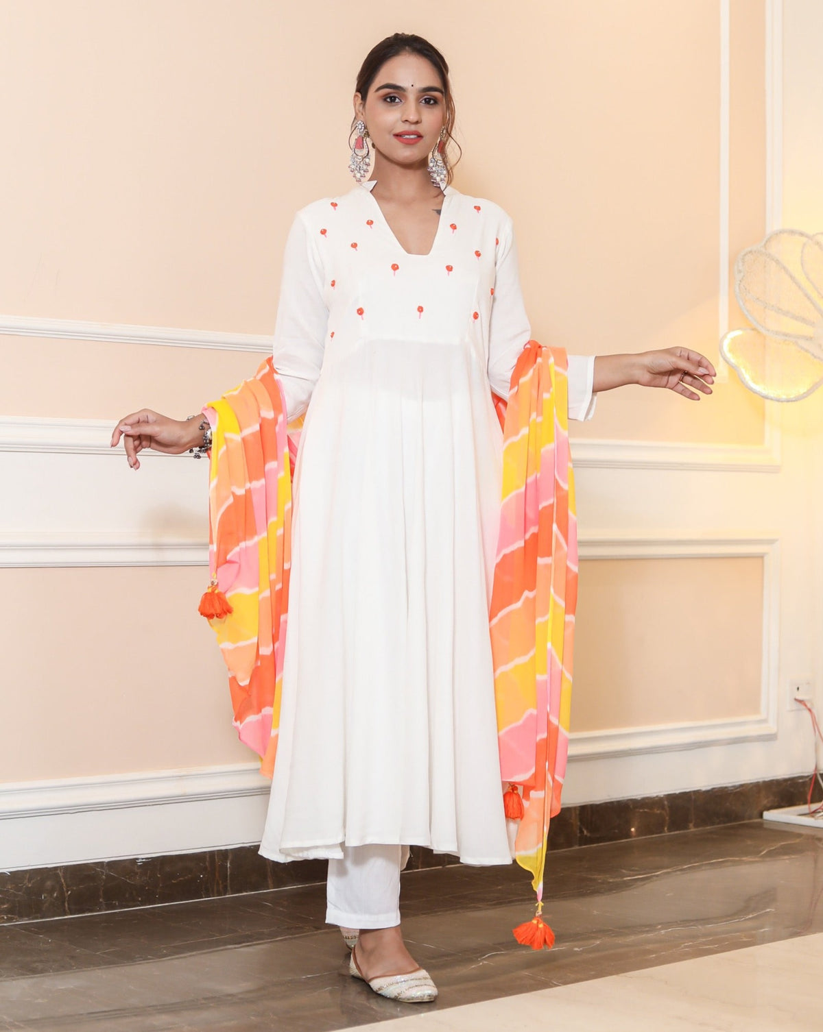Gauri White Suit Set
