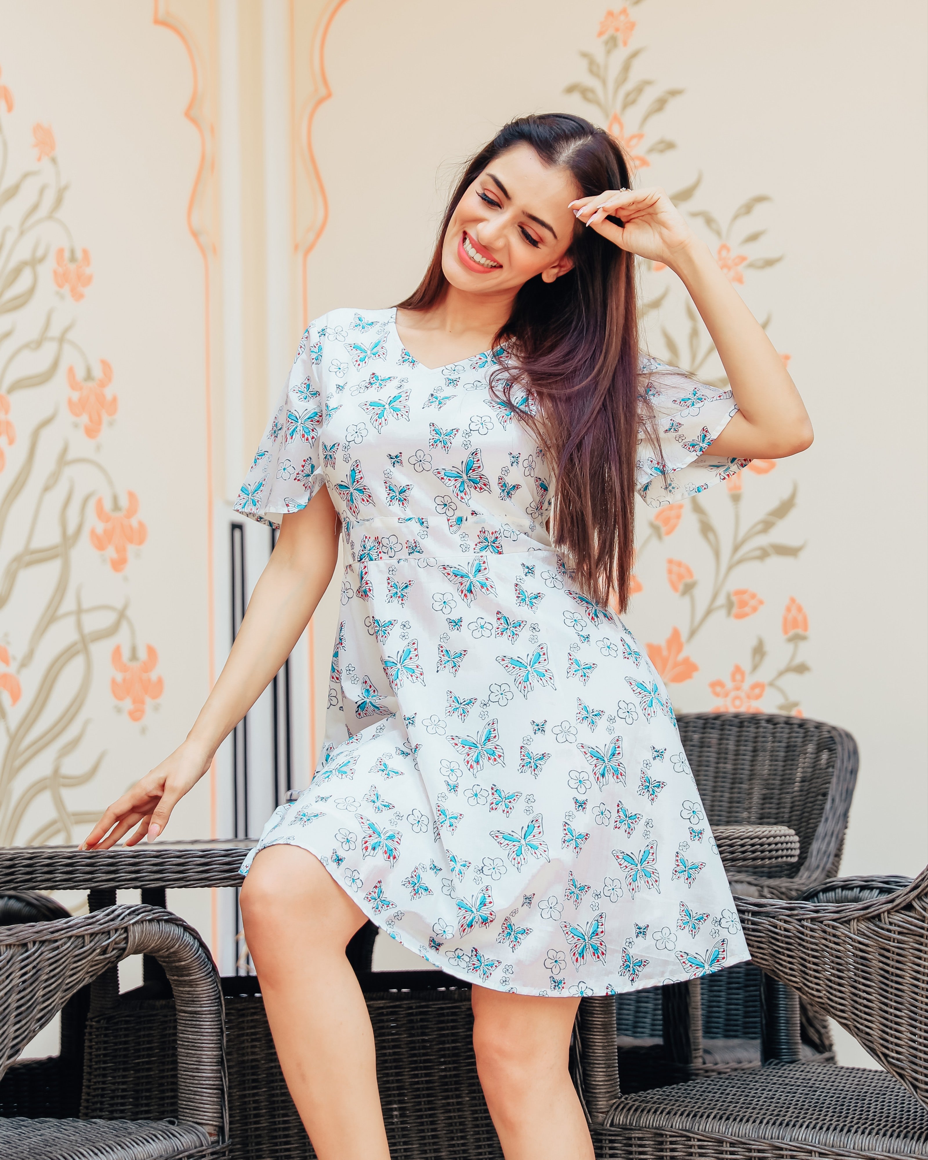 White butterfly print short dress