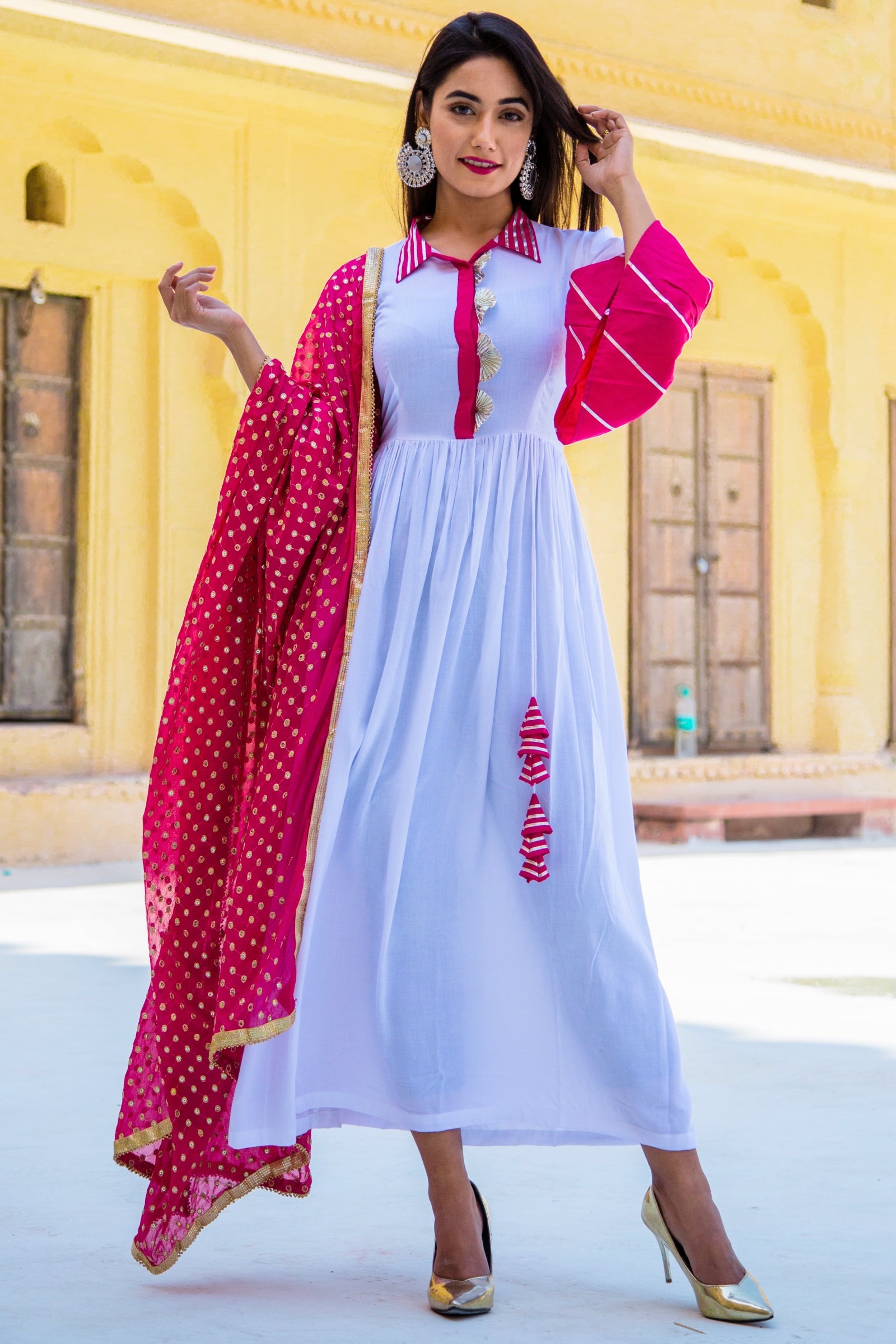 Nadiya White Kurta Set With Pink Dupatta